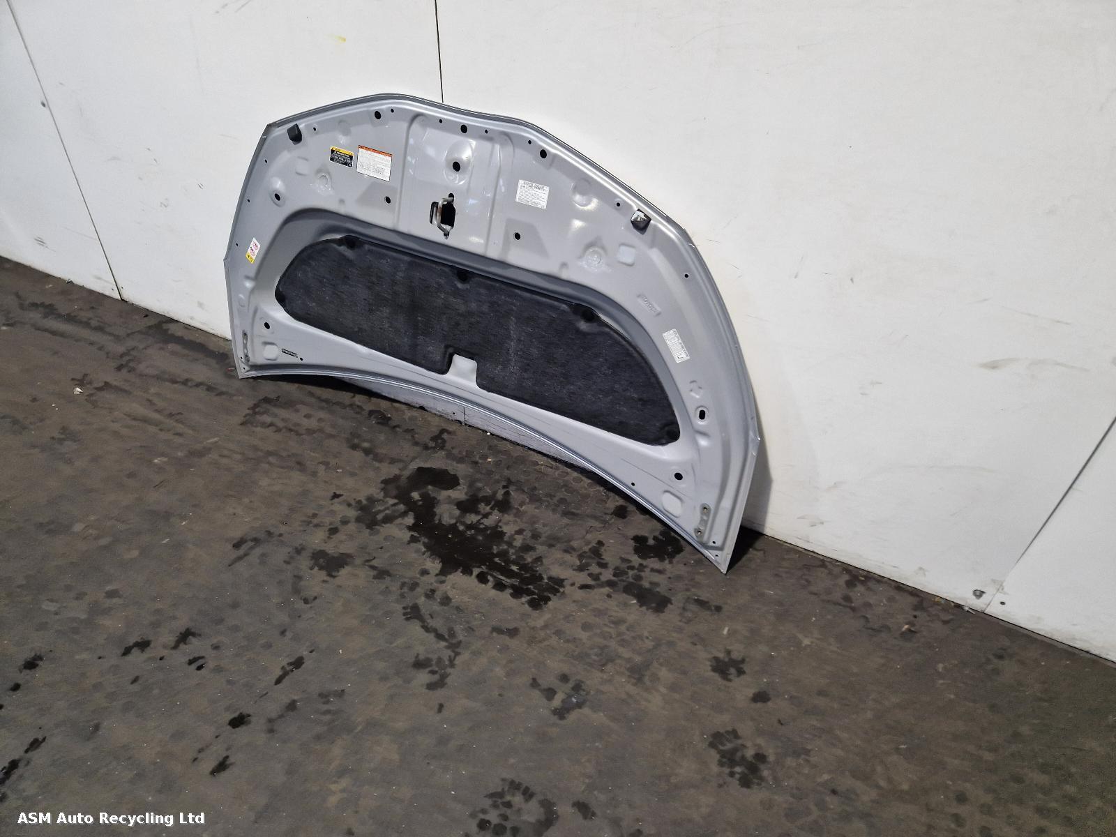 View Auto part Bonnet Toyota Yaris 2019
