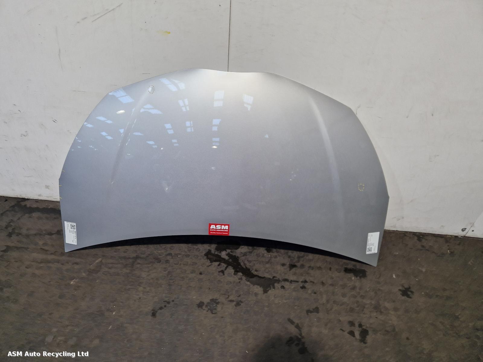 View Auto part Bonnet Toyota Yaris 2019