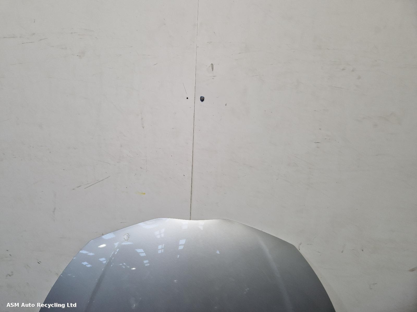 View Auto part Bonnet Toyota Yaris 2019