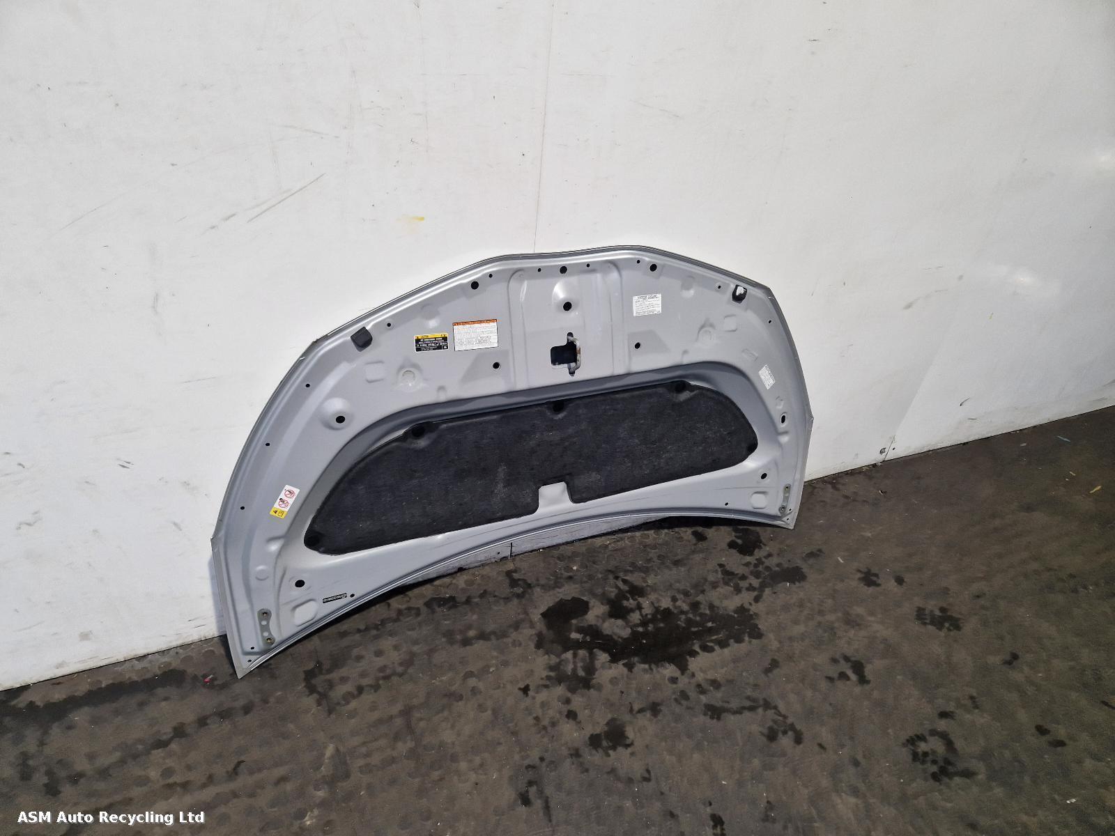 View Auto part Bonnet Toyota Yaris 2019