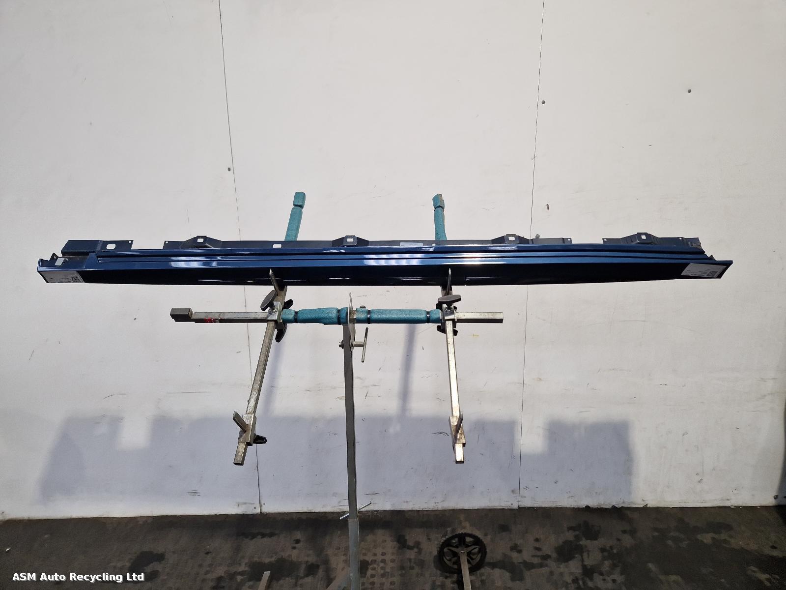 View Auto part Side Skirt Mercedes Cla 2024