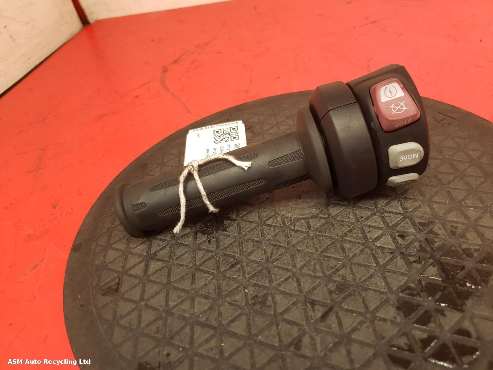 View Auto part RH Switch Gear Bmw R1200 Rs 2018