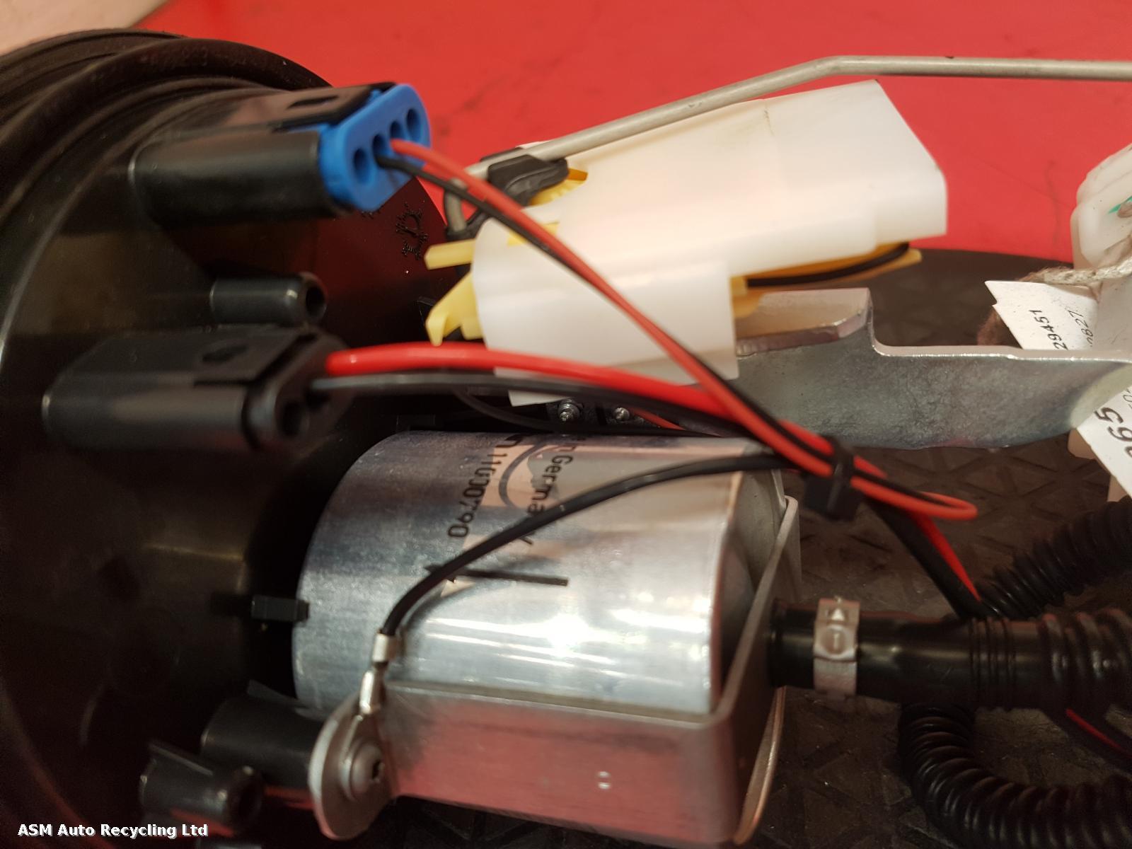 View Auto part Fuel Pump Bmw R1200 Rs 2018
