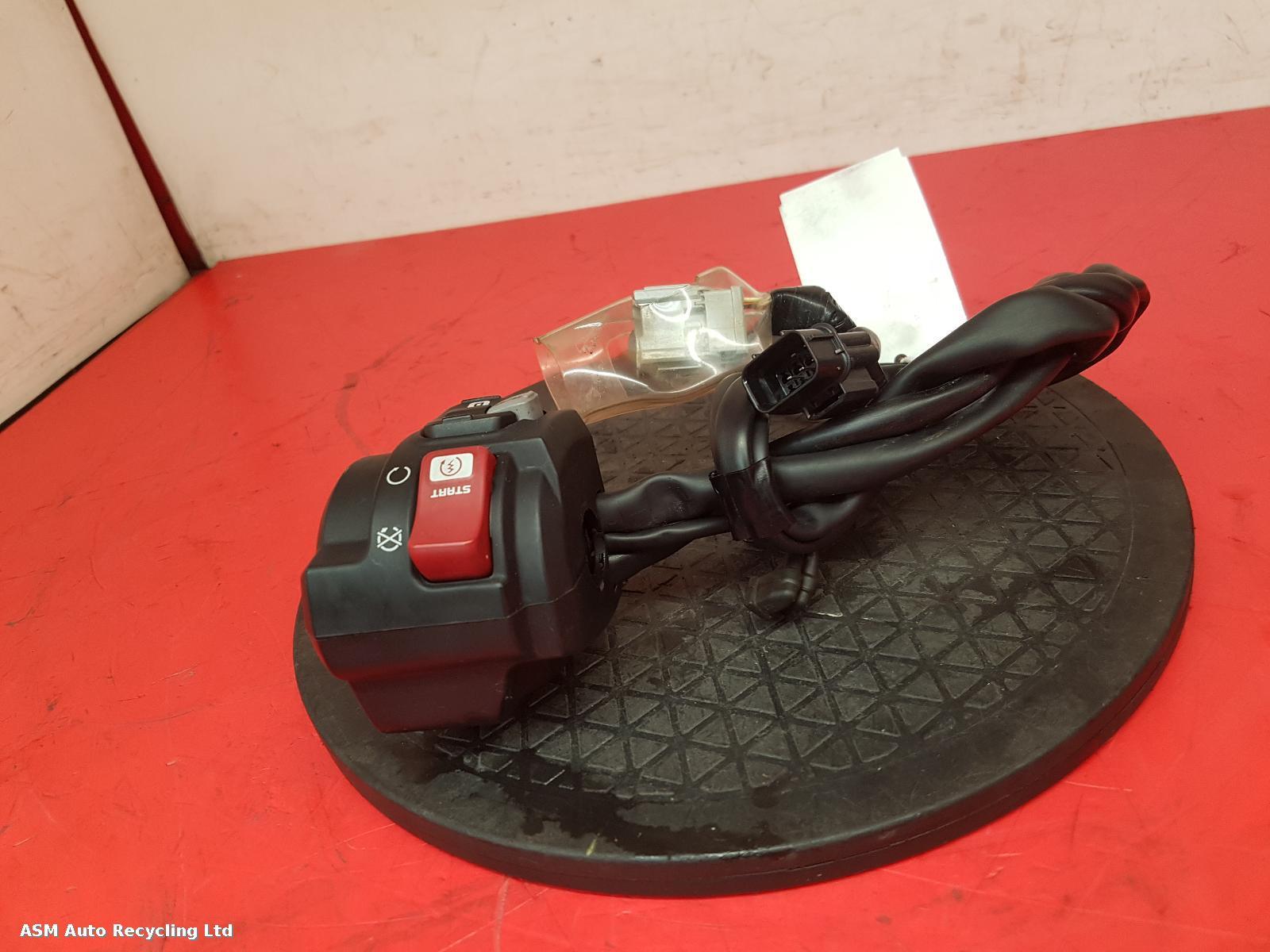 View Auto part RH Switch Gear Honda Forza Nss 750 2023