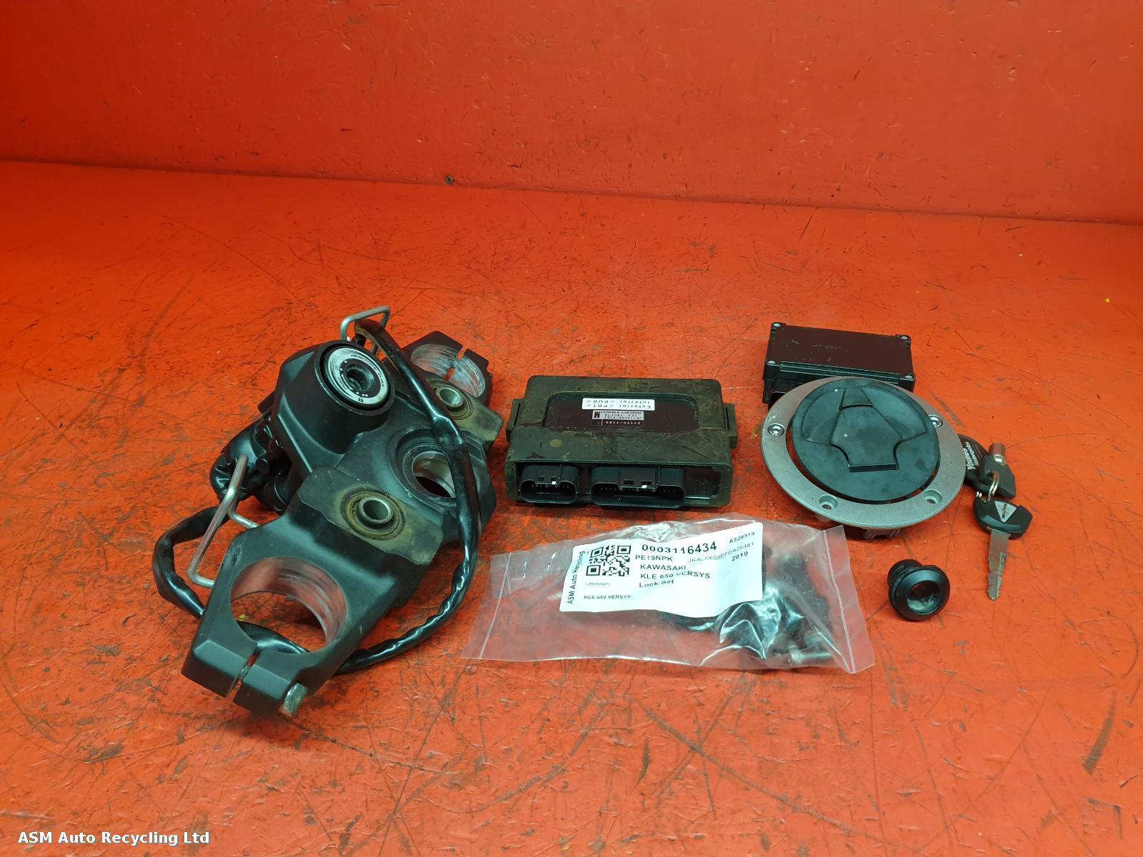 View Auto part Comp.Lock Set + Keys Kawasaki Kle 650 Versys 2019