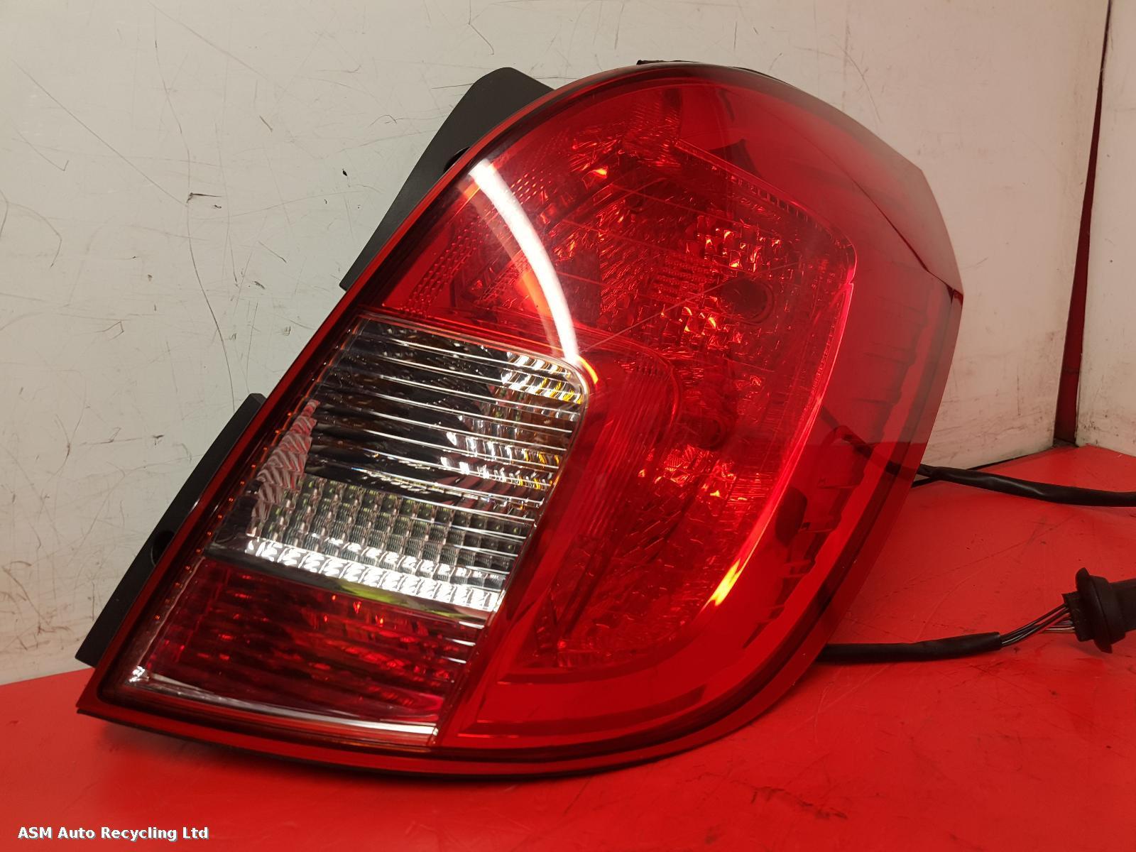 View Auto part R Taillight Vauxhall Antara 2013