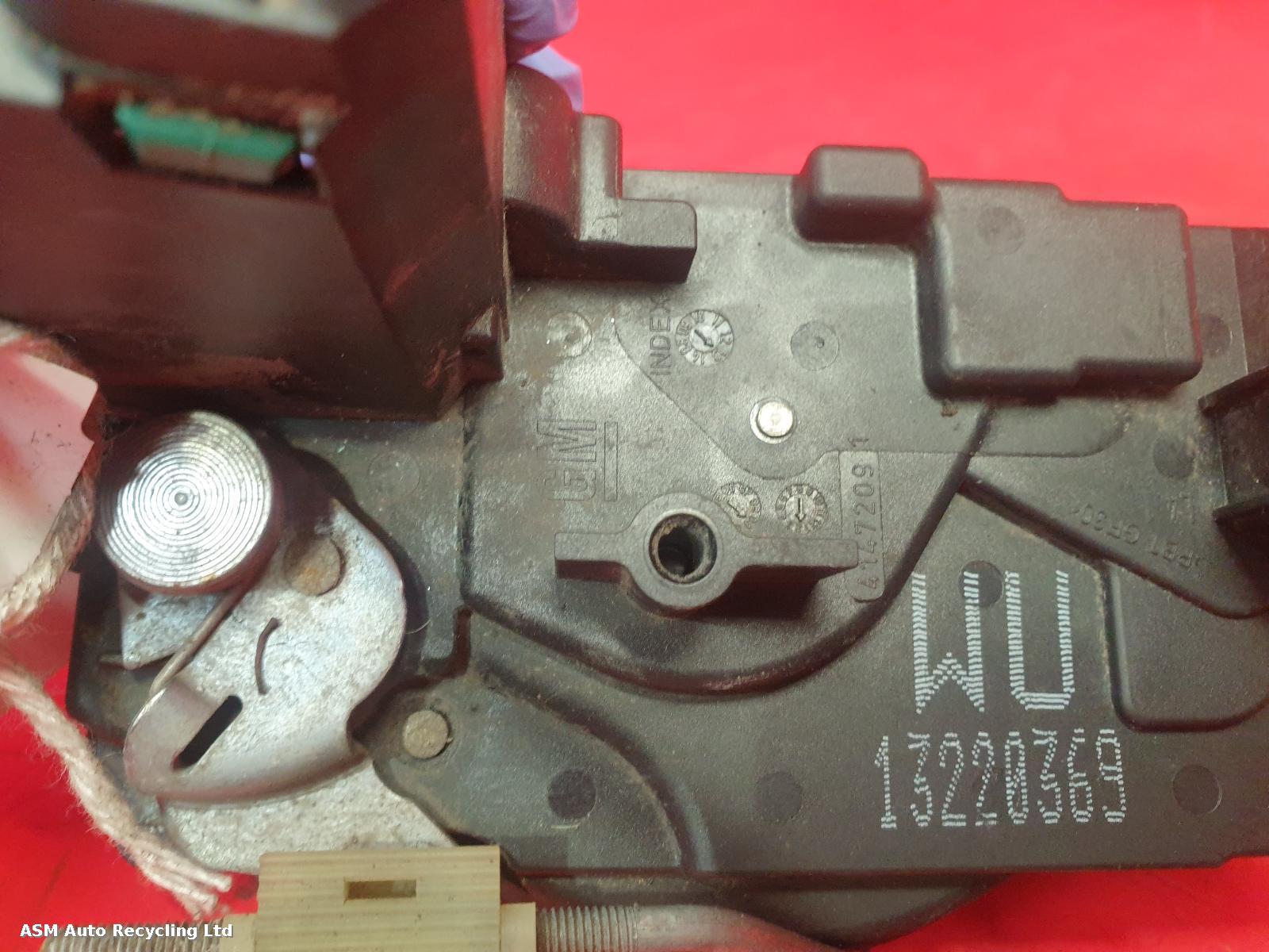 View Auto part Door Lock Assembly Vauxhall Astra 2009