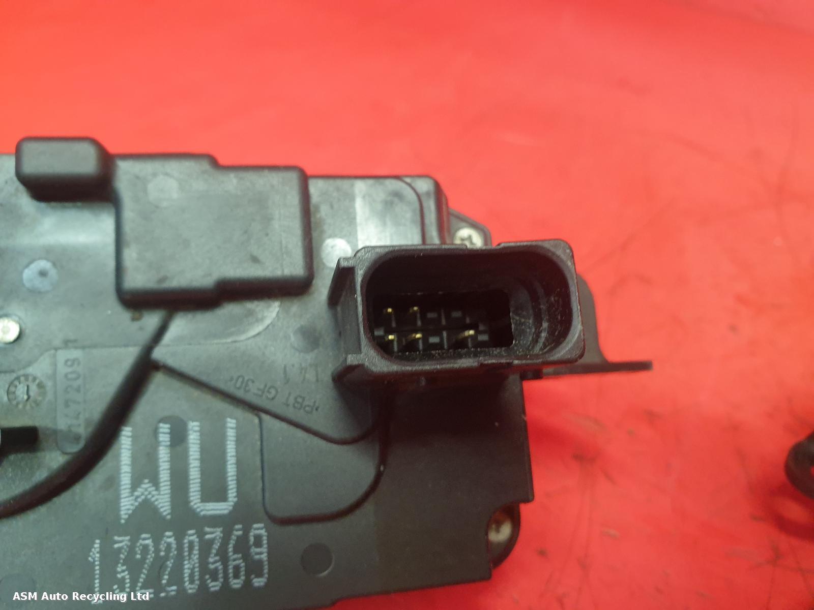 View Auto part Door Lock Assembly Vauxhall Astra 2009