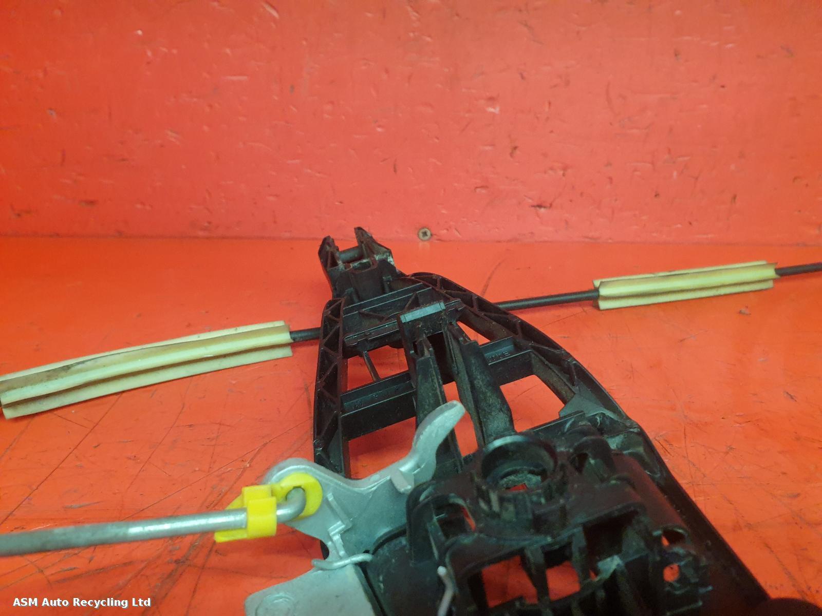 View Auto part Door Lock Assembly Vauxhall Astra 2009