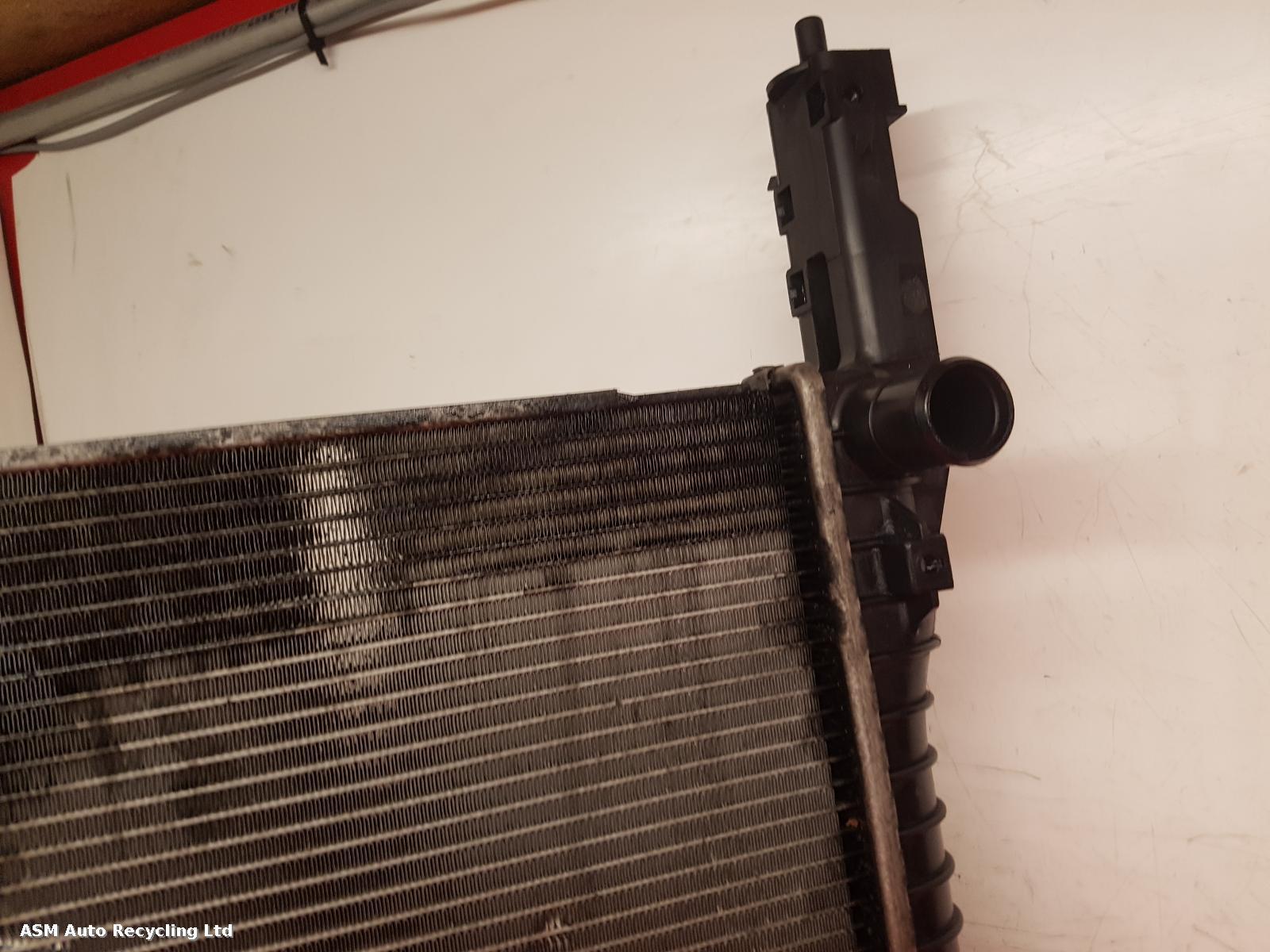 View Auto part Radiator Vauxhall Antara 2007