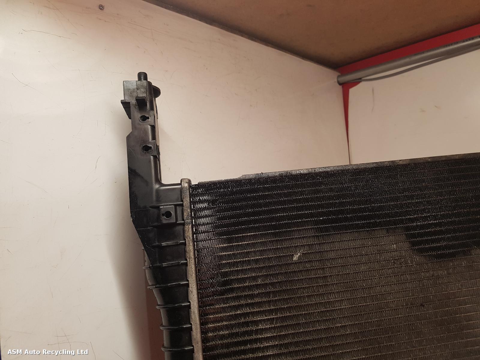View Auto part Radiator Vauxhall Antara 2007