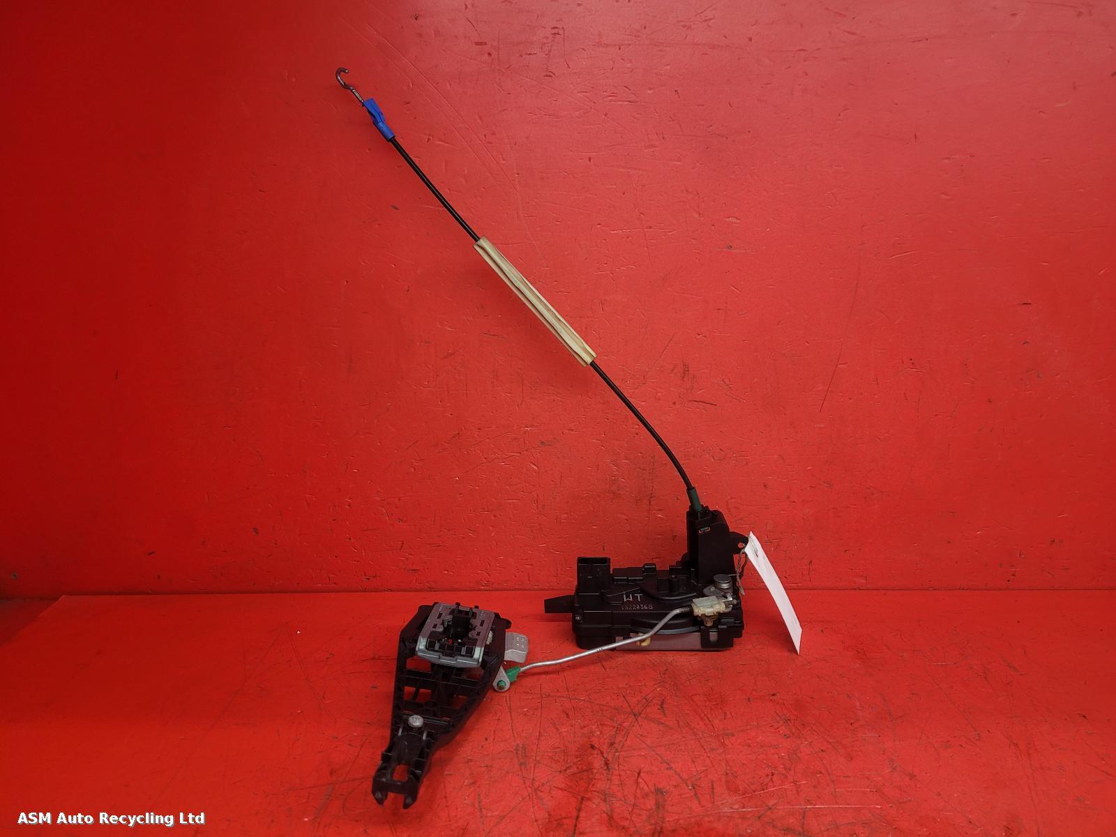 View Auto part Door Lock Assembly Vauxhall Zafira 2011