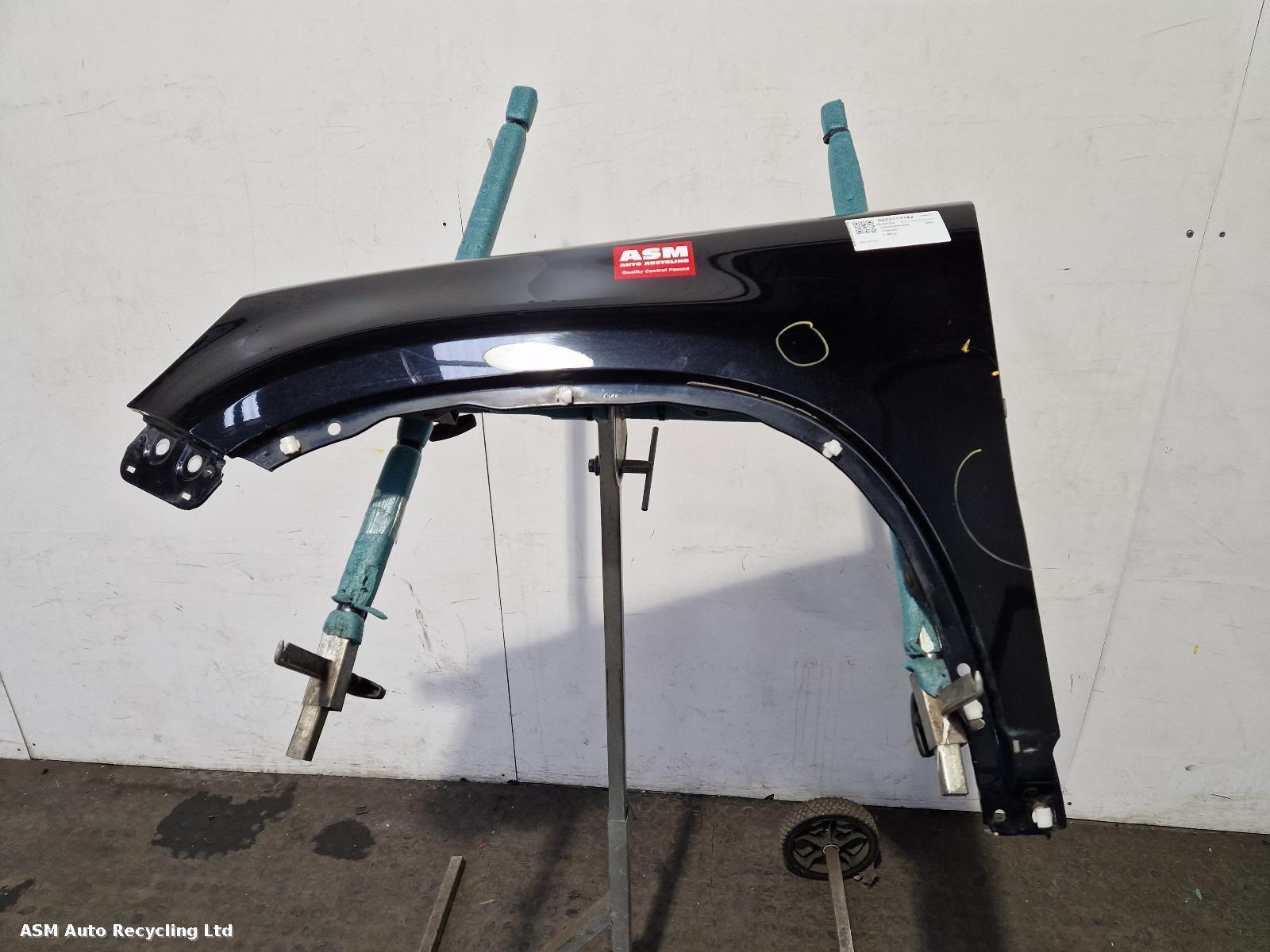 View Auto part L Wing Volkswagen Tiguan 2009