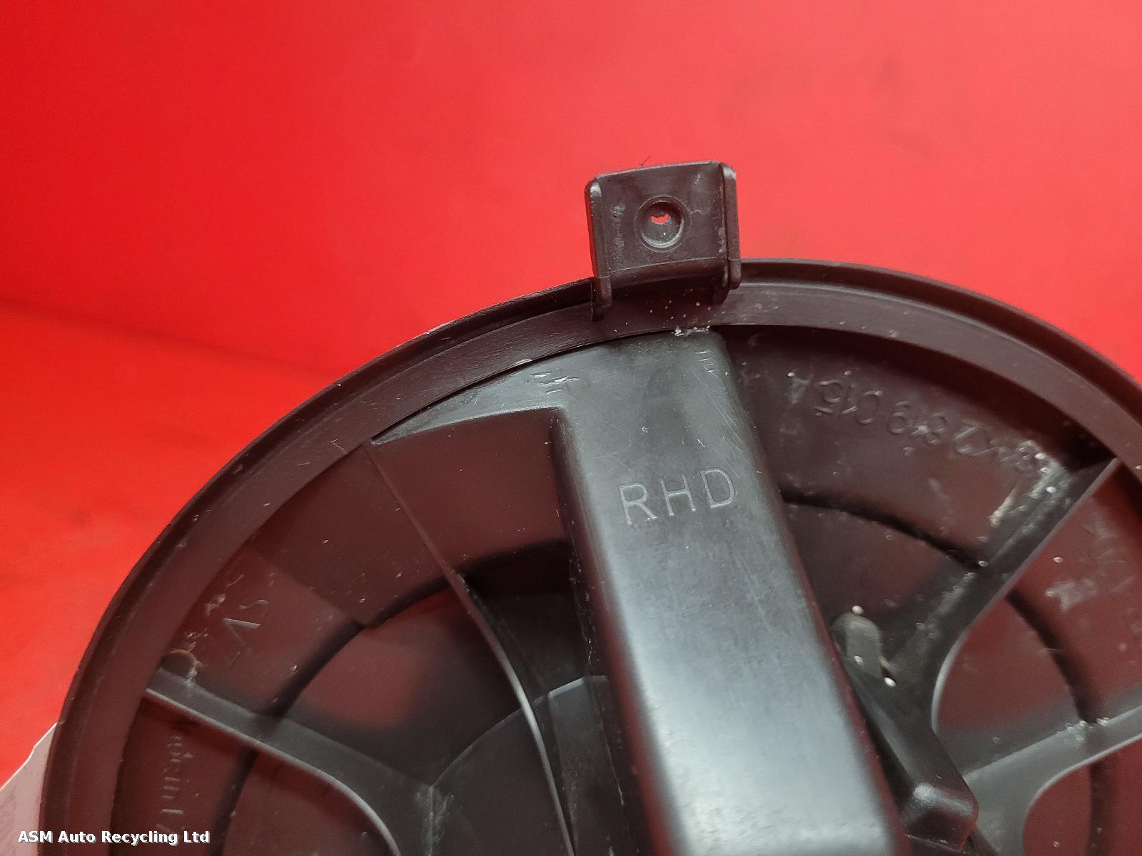 View Auto part Heater Motor/Assembly Volkswagen Tiguan 2009