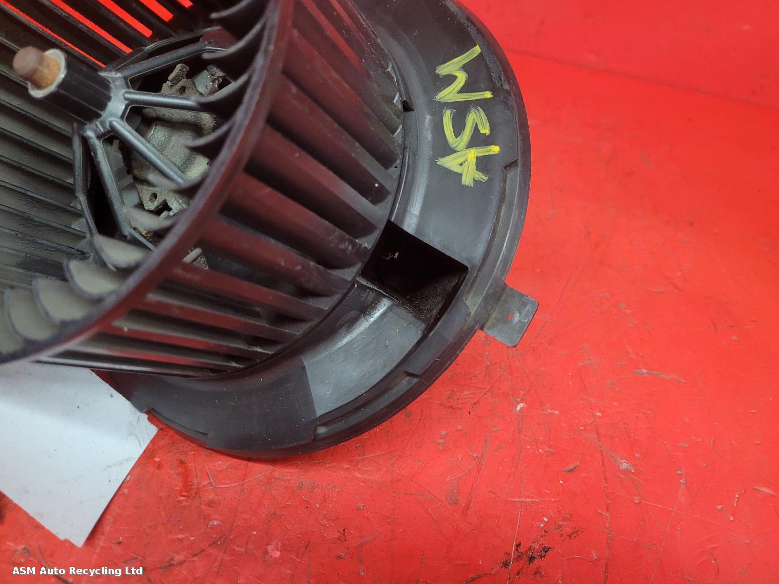 View Auto part Heater Motor/Assembly Volkswagen Tiguan 2009