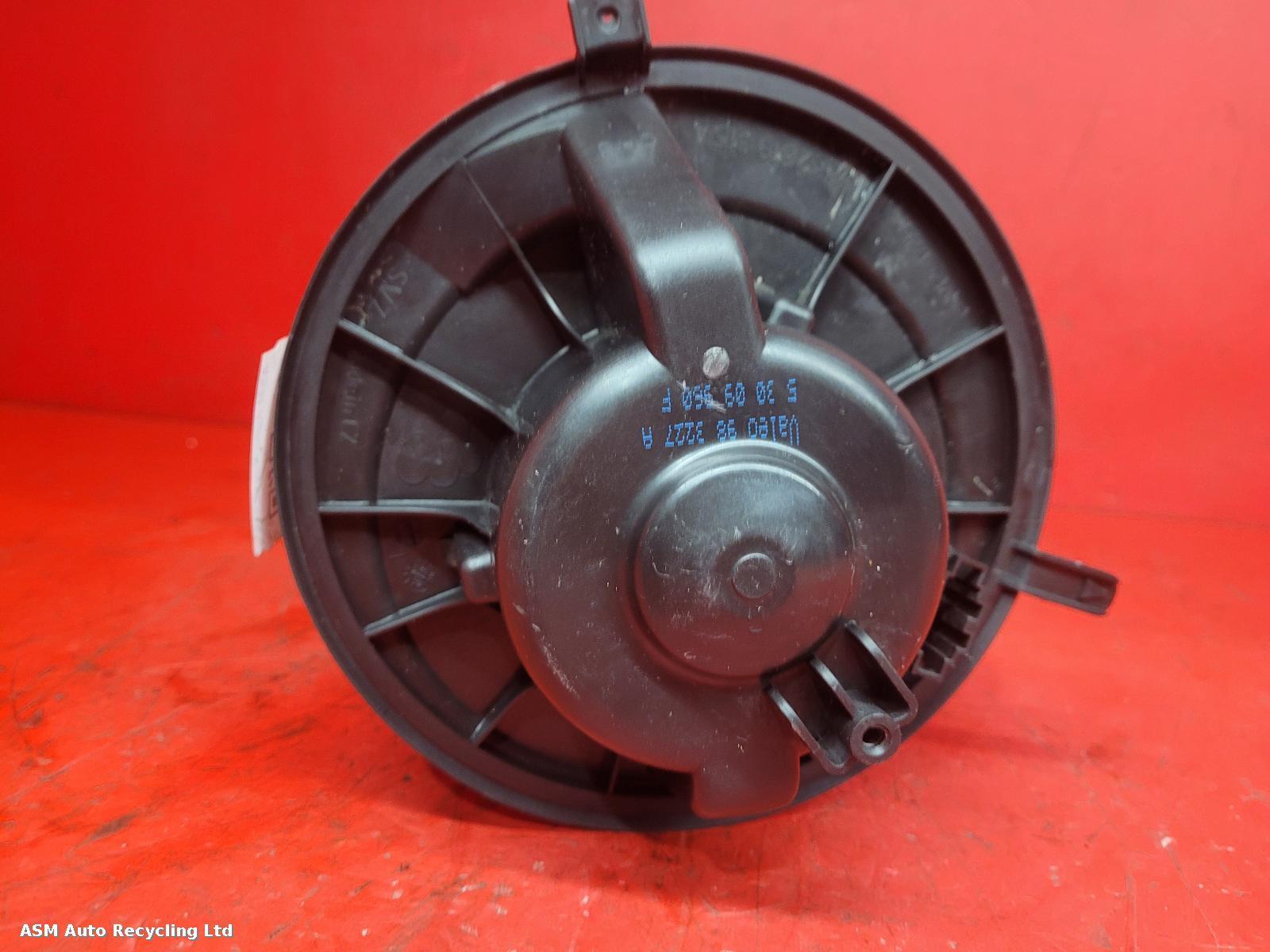 View Auto part Heater Motor/Assembly Volkswagen Tiguan 2009