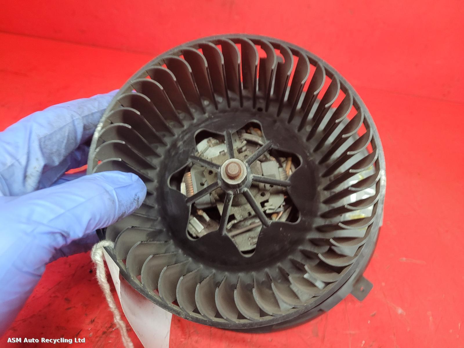View Auto part Heater Motor/Assembly Volkswagen Tiguan 2009