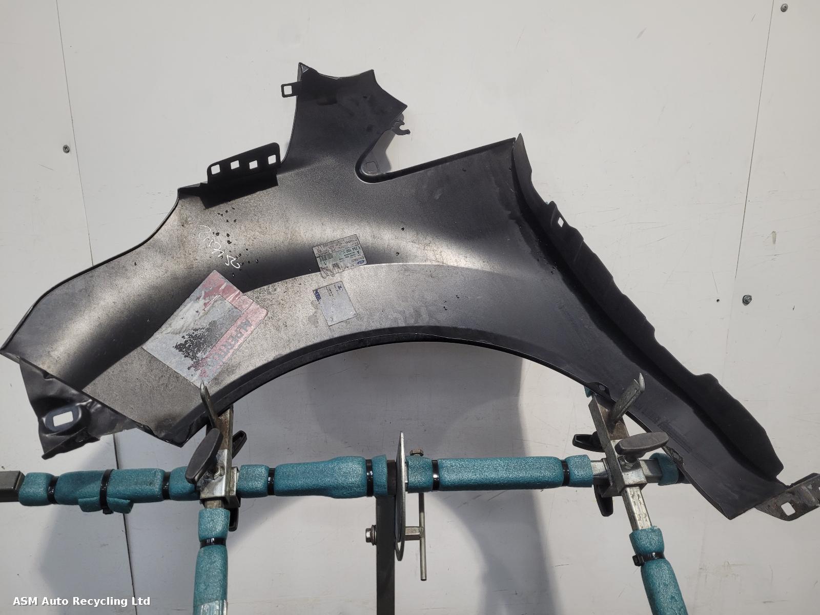 View Auto part R Wing Ford B Max 2014