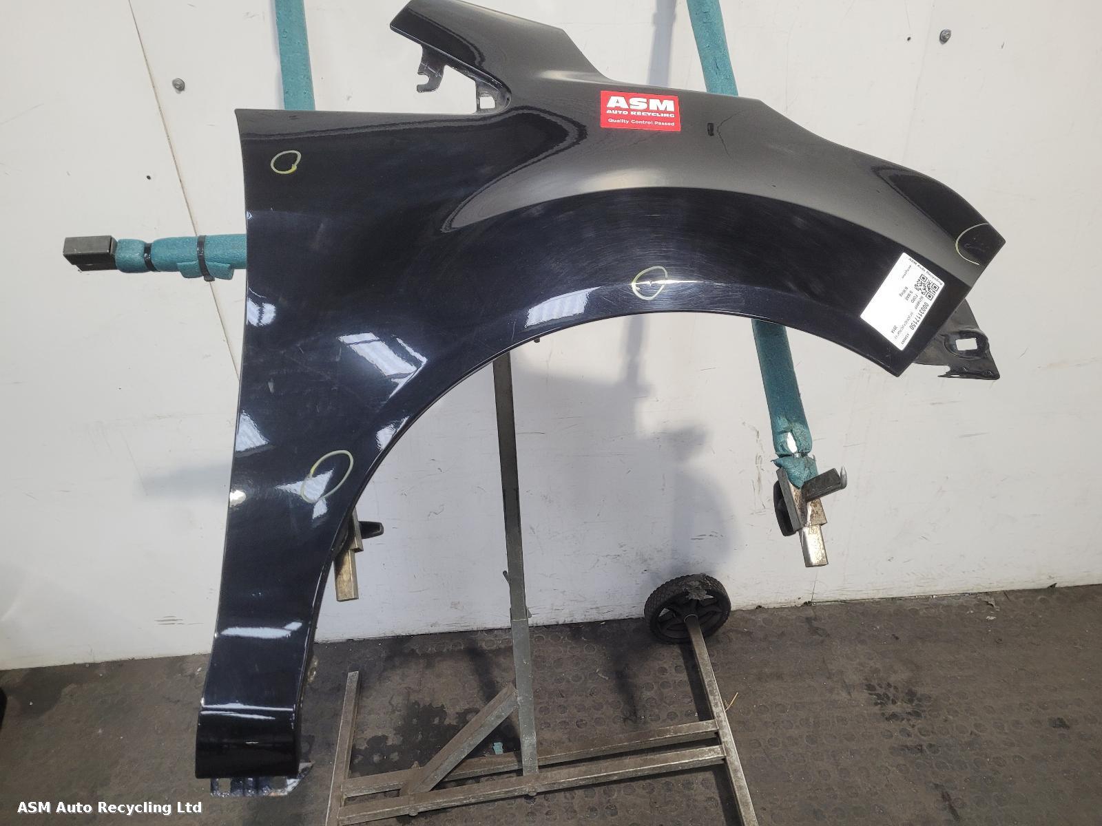 View Auto part R Wing Ford B Max 2014