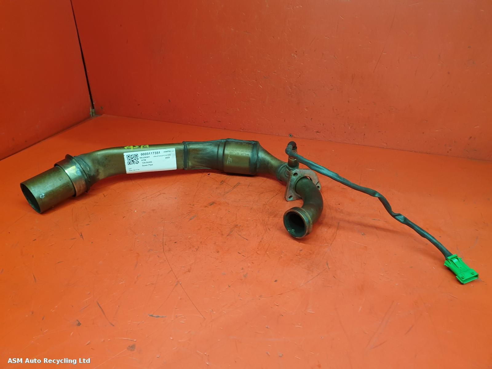 View Auto part Catalytic Converter Ktm 125 Duke 2023