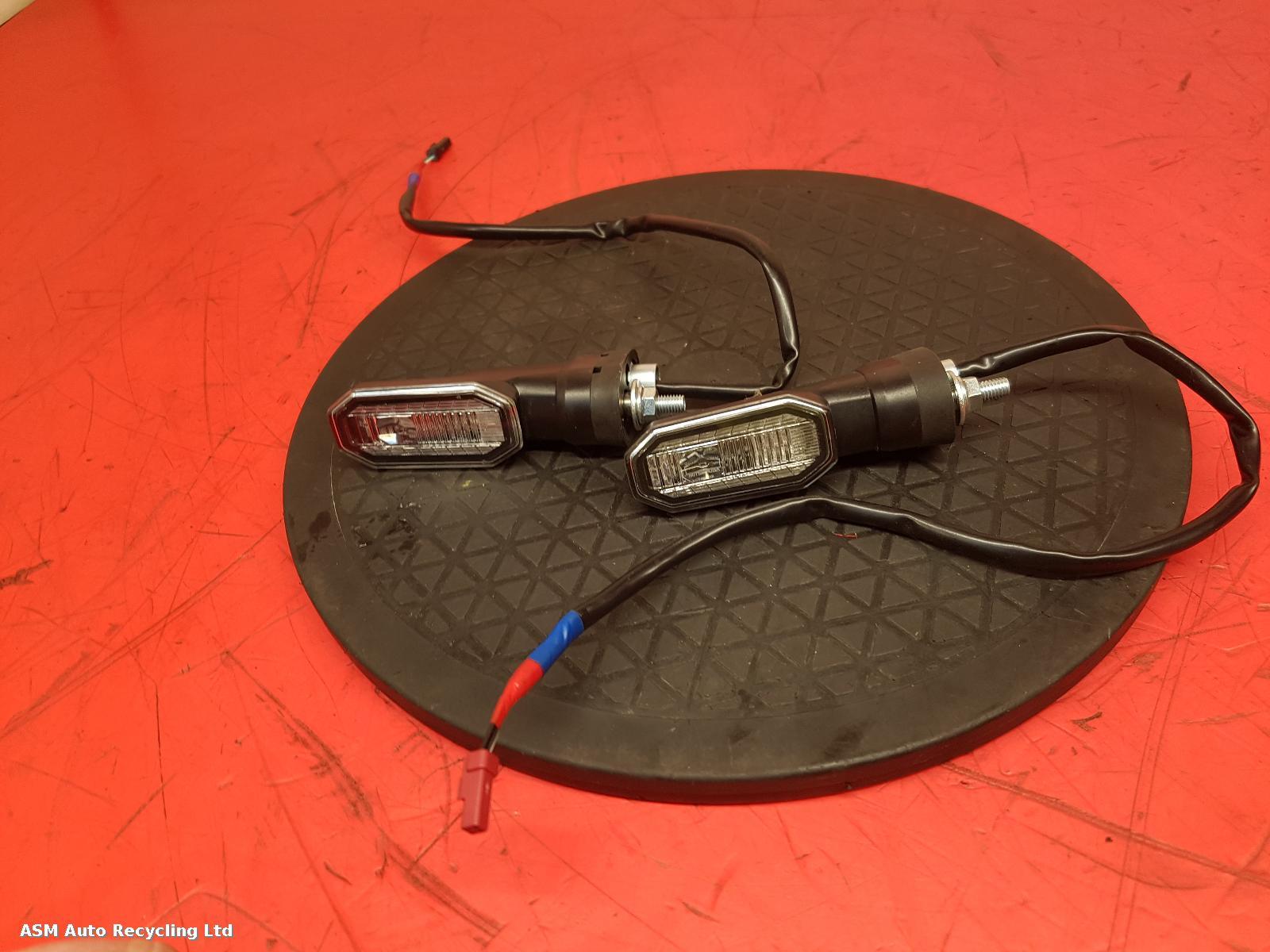 View Auto part L Repeater Lamp Suzuki V-strom 800re 2023
