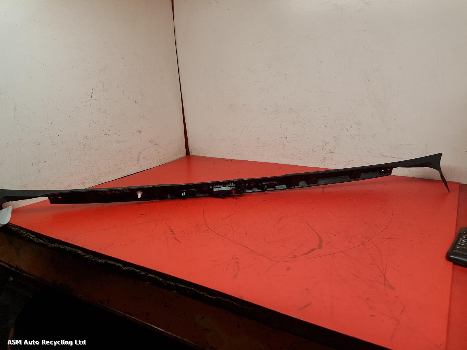 View Auto part Tailgate Handle Volkswagen Id.4 2023