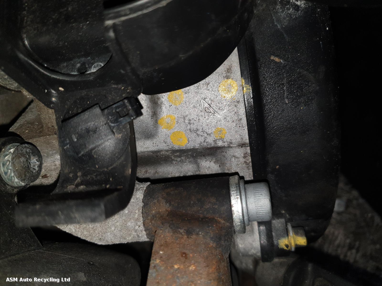 View Auto part Engine Vespa Sprint 125 2023