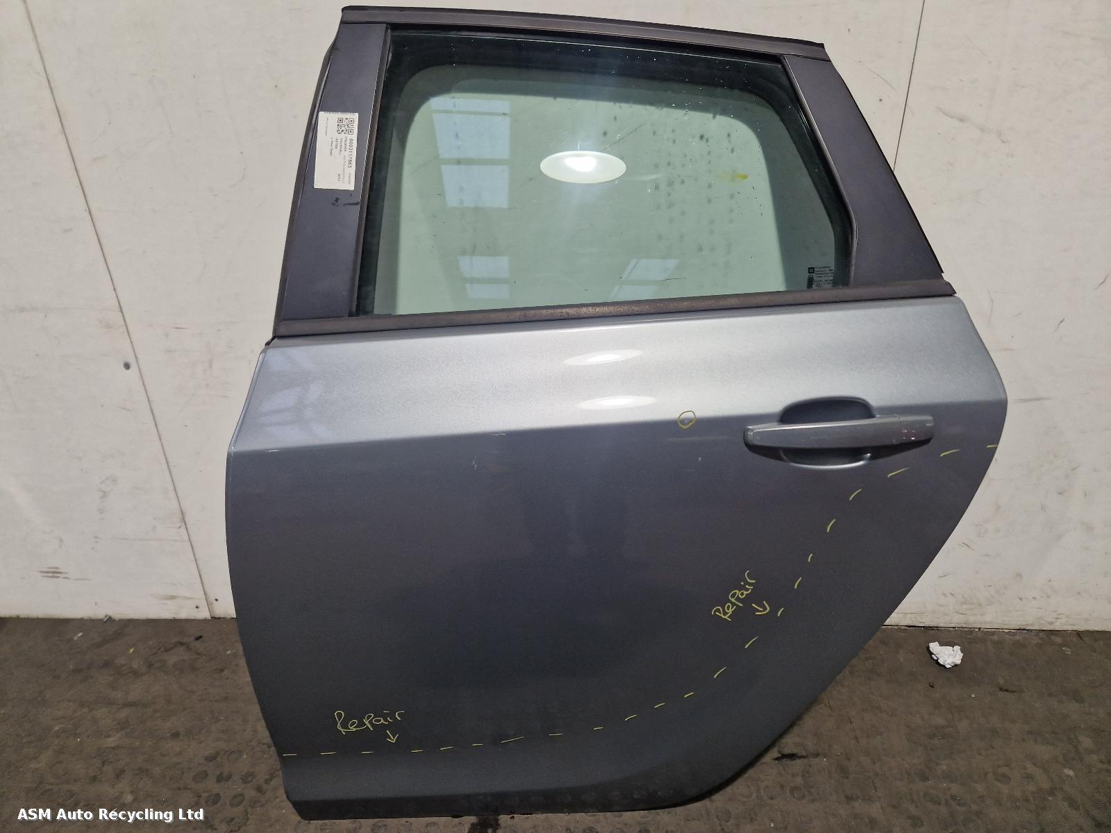 View Auto part L Rear Door Vauxhall Astra 2010