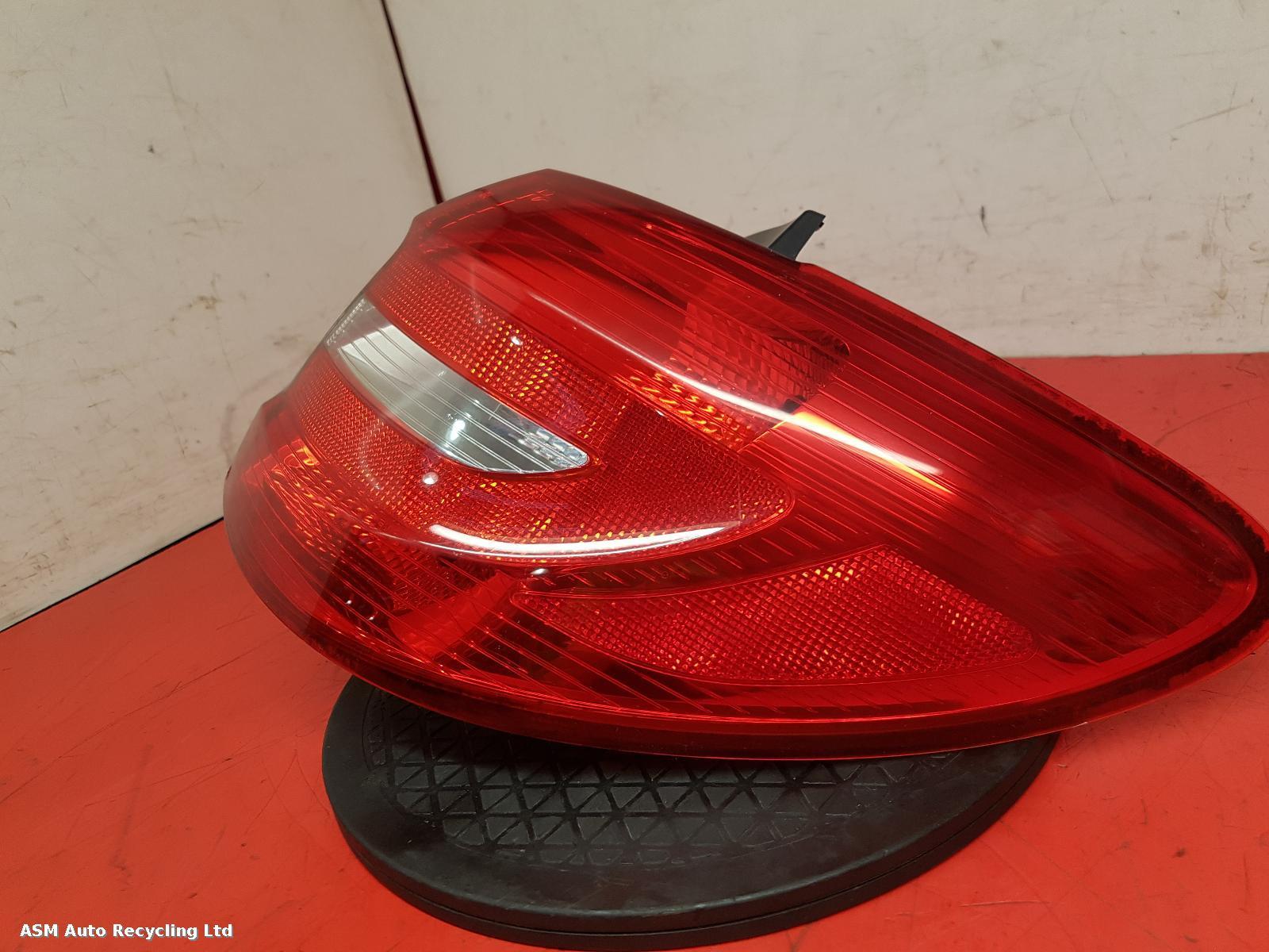 View Auto part R Taillight Mercedes B Class 2014