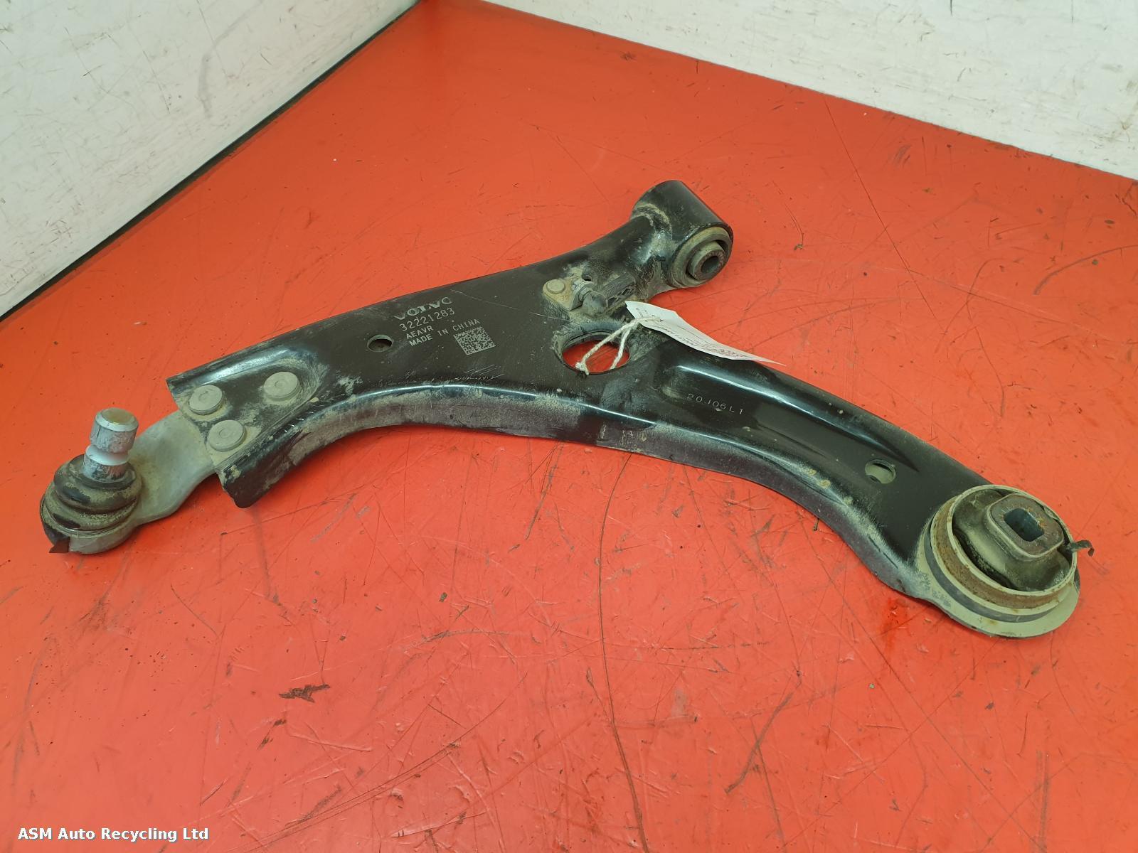 View Auto part LF Lower Control Arm Volvo Xc40 2020