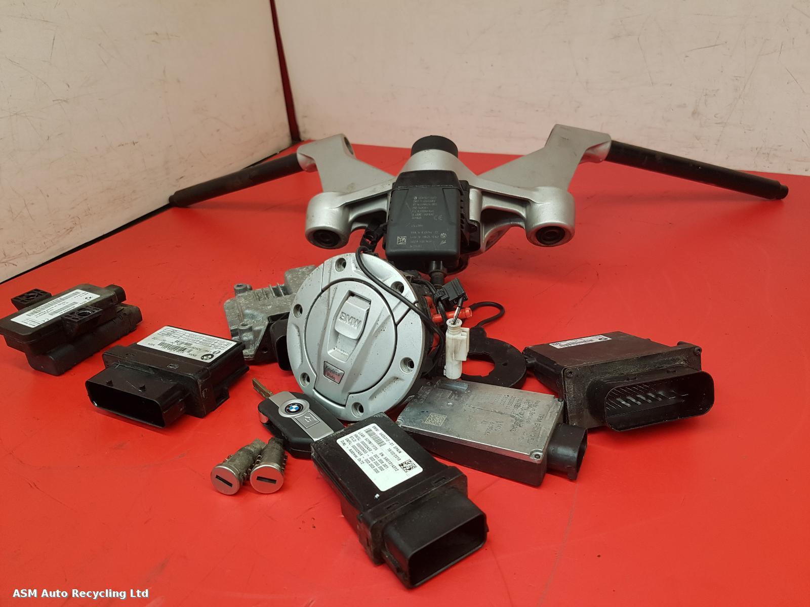 View Auto part Comp.Lock Set + Keys Bmw R1200 Rt 2018