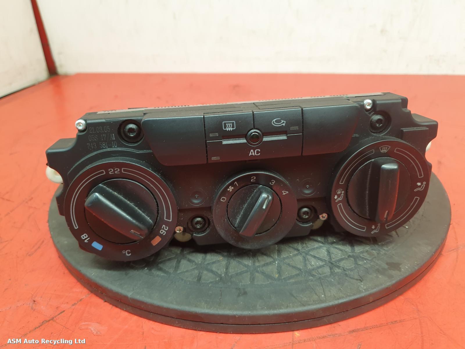 View Auto part Heater/AC Controller Skoda Octavia 2005
