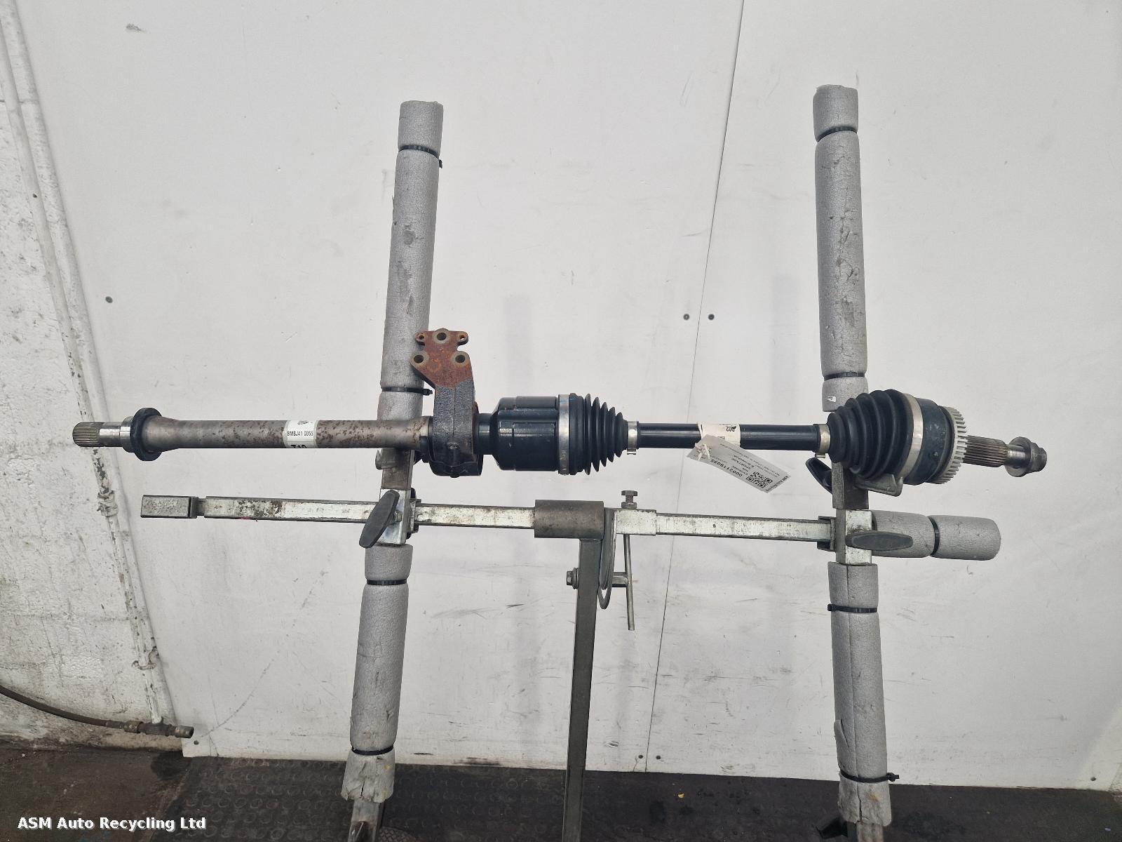 View Auto part Right Driveshaft Kia Sportage 2020