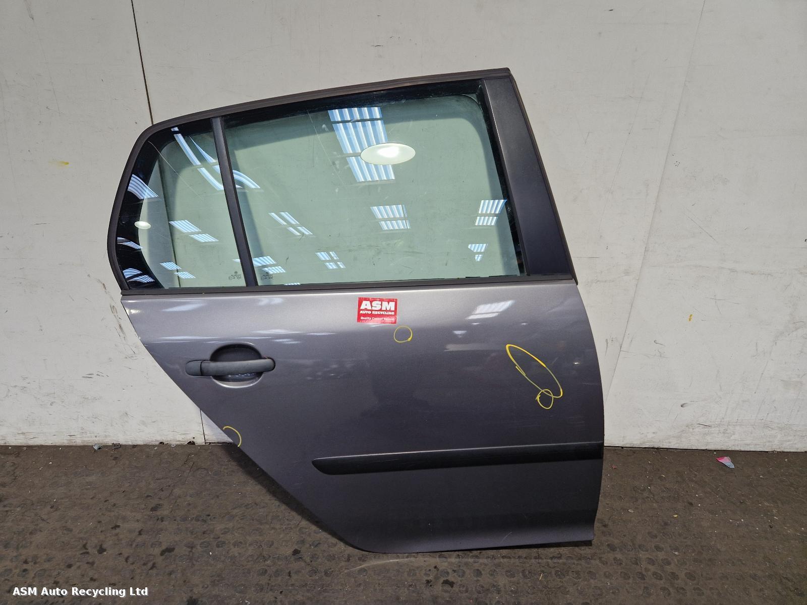 View Auto part R Rear Door Volkswagen Golf 2006