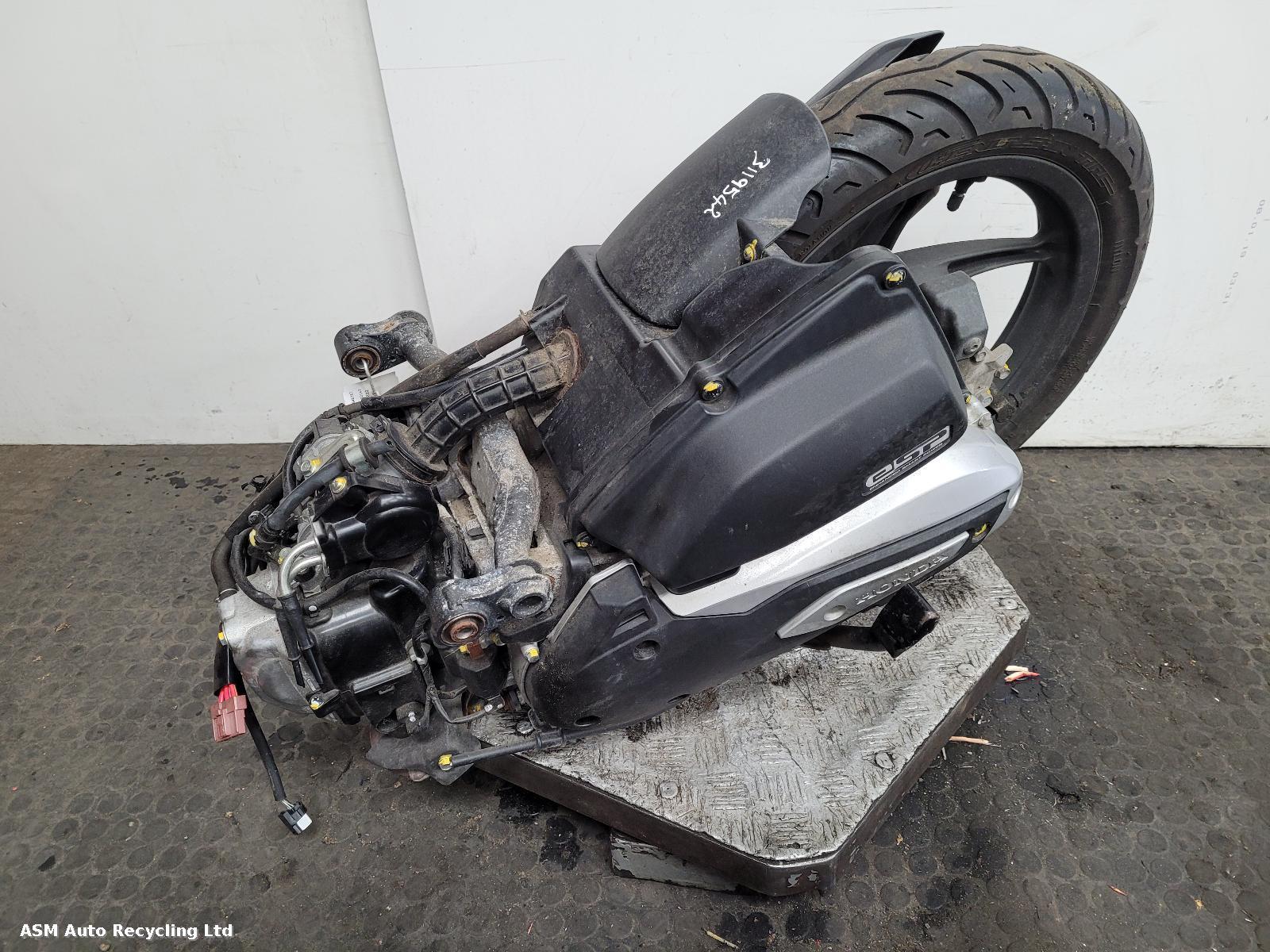 View Auto part Engine Honda Vision 2022