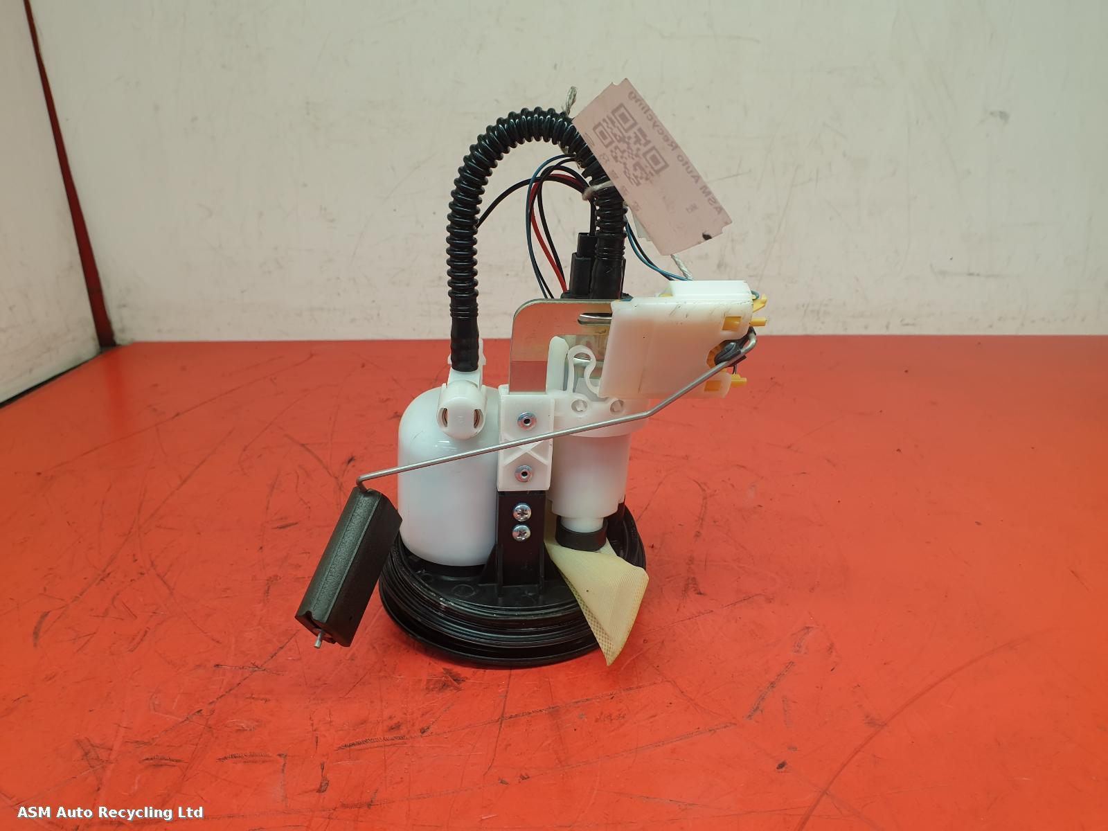 View Auto part Fuel Pump Bmw F900r 2021