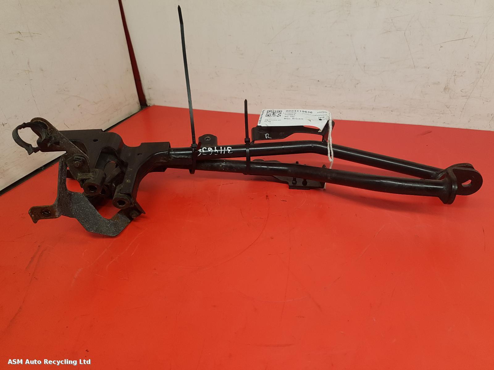 View Auto part Misc Bracket Honda Nc 750 D-e 2016