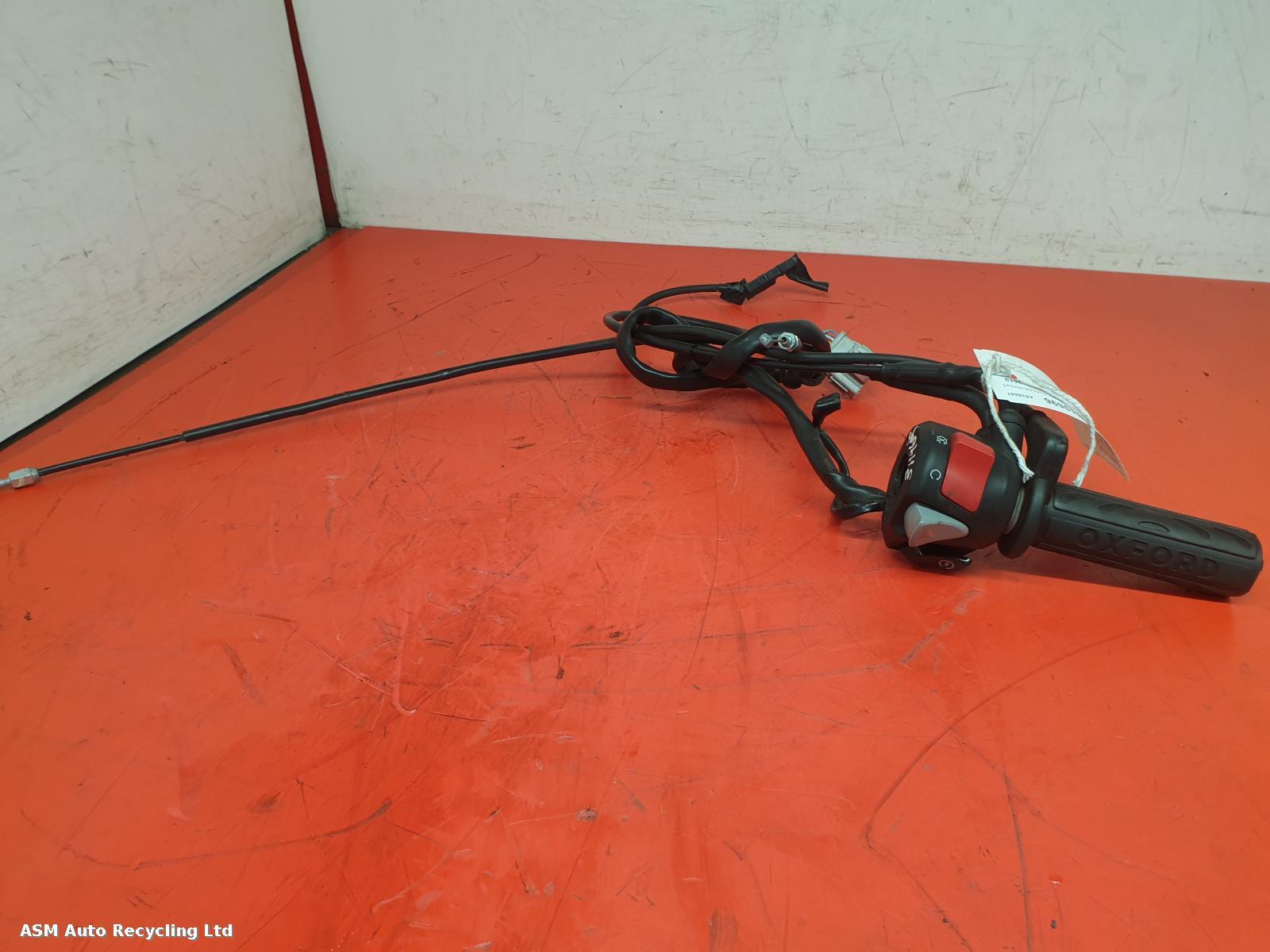 View Auto part RH Switch Gear Honda Vfr 1200 2010