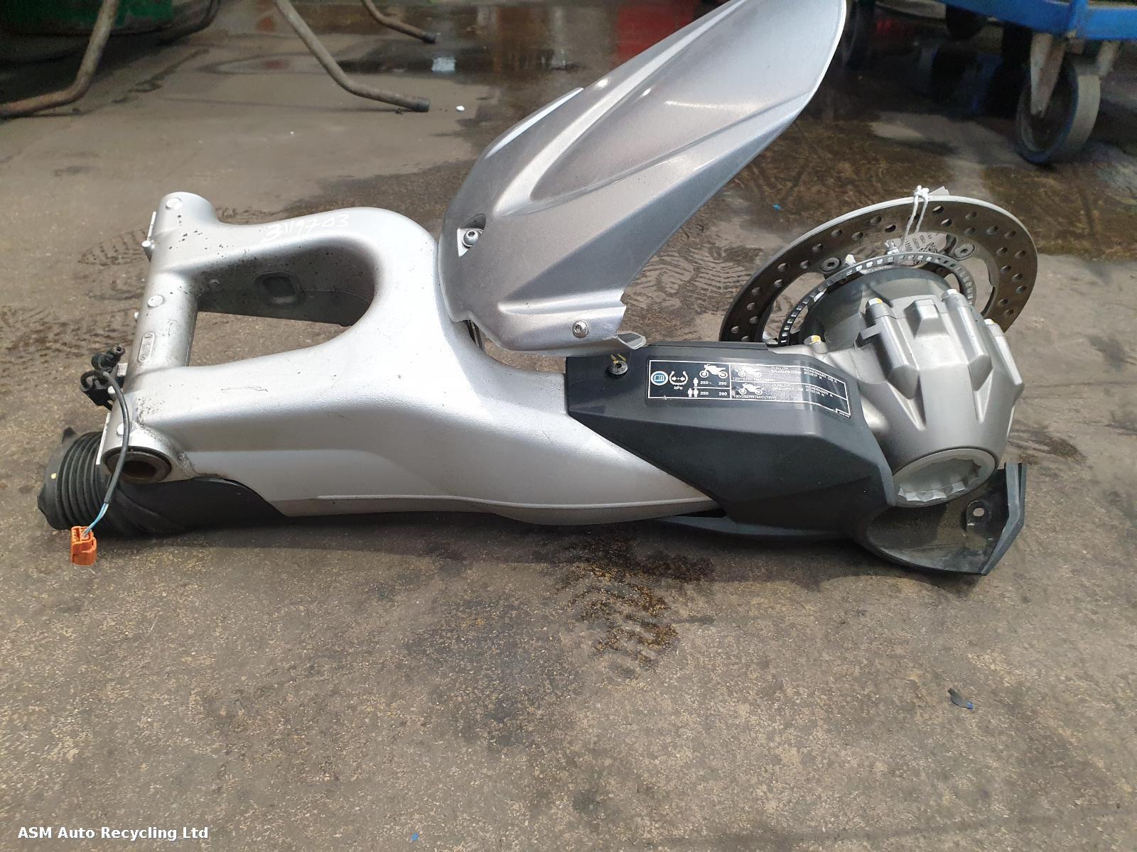 View Auto part Swing Arm Honda Vfr 1200 2010