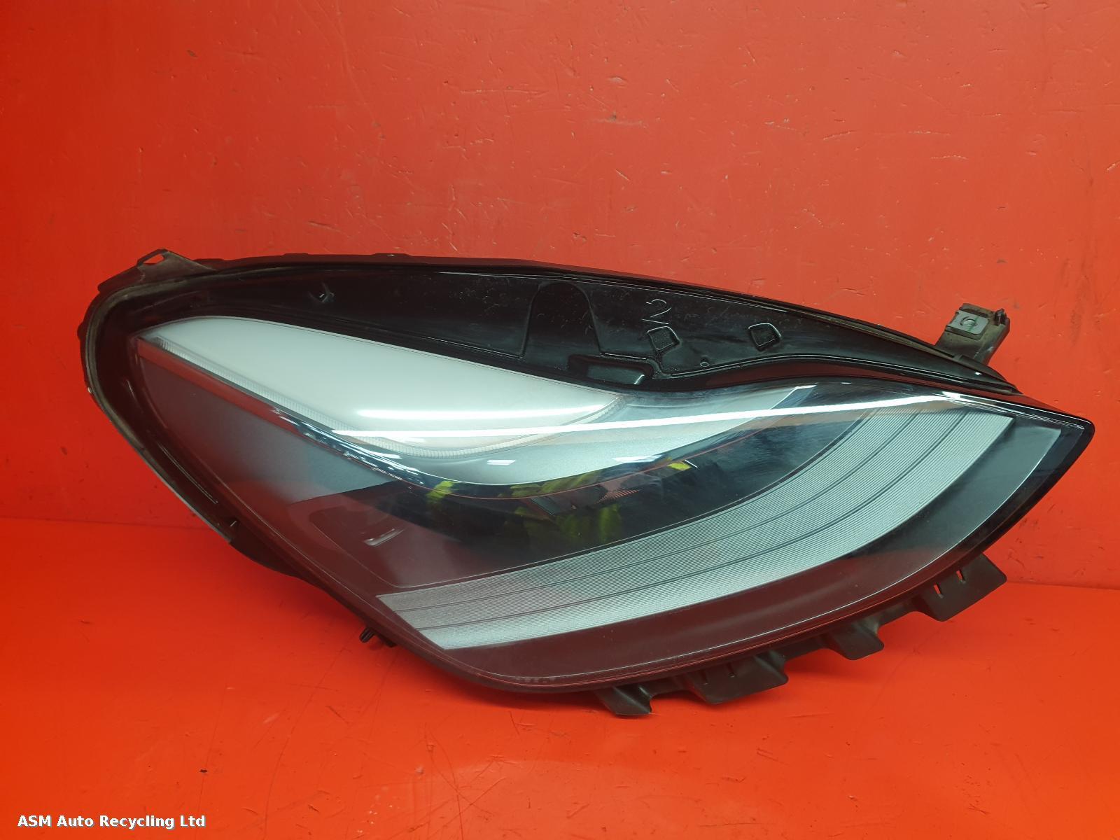 View Auto part R Headlamp Tesla Model Y 2022