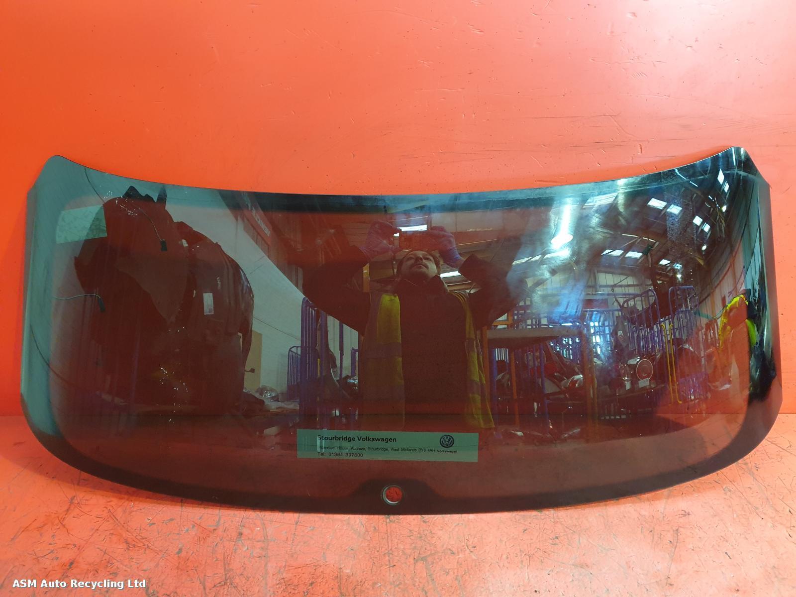 View Auto part Rear/Tailgate Glass Volkswagen T-roc 2019
