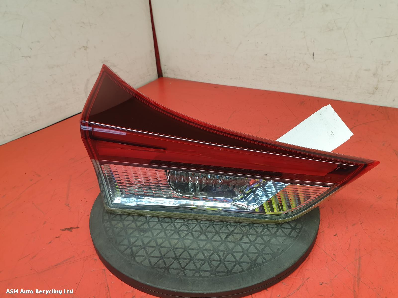 View Auto part L Taillight Toyota Auris 2017