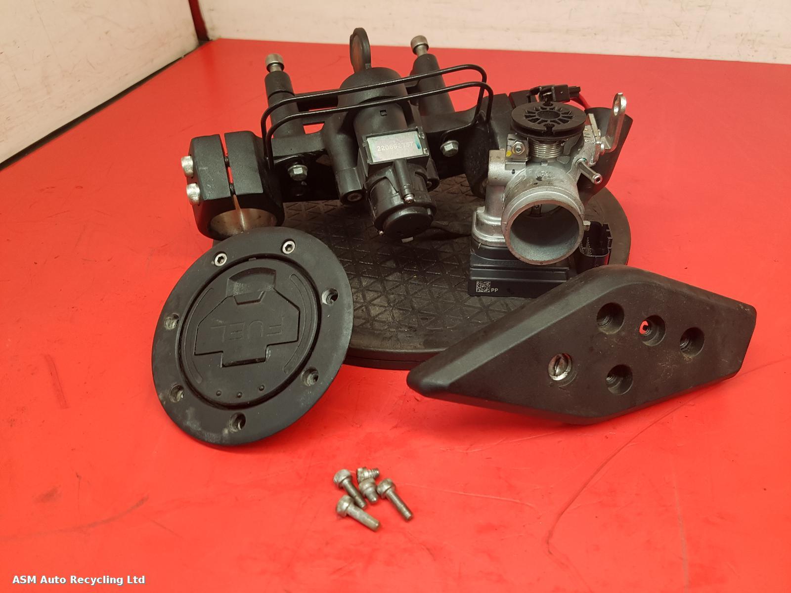 View Auto part Comp.Lock Set + Keys Royal Enfield Himalayan 2023