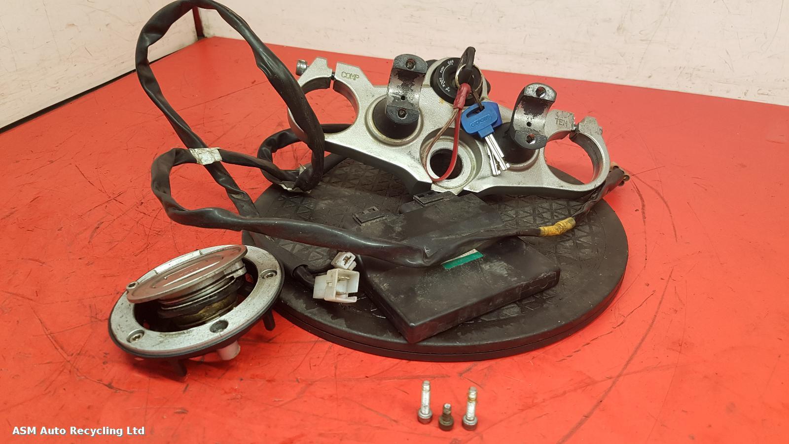 View Auto part Comp.Lock Set + Keys Yamaha Fz1 N 2007
