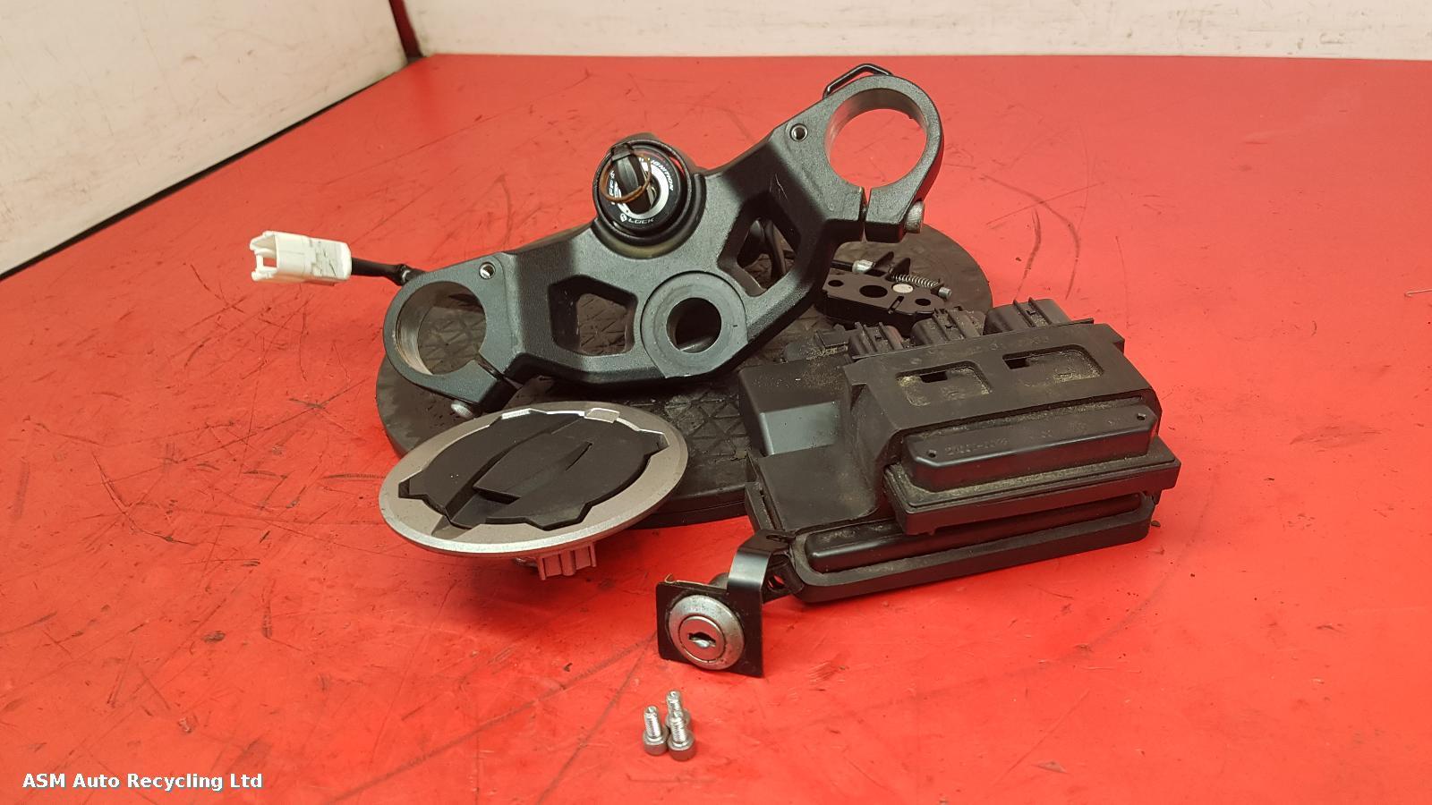 View Auto part Comp.Lock Set + Keys Kawasaki Ninja 400 2018