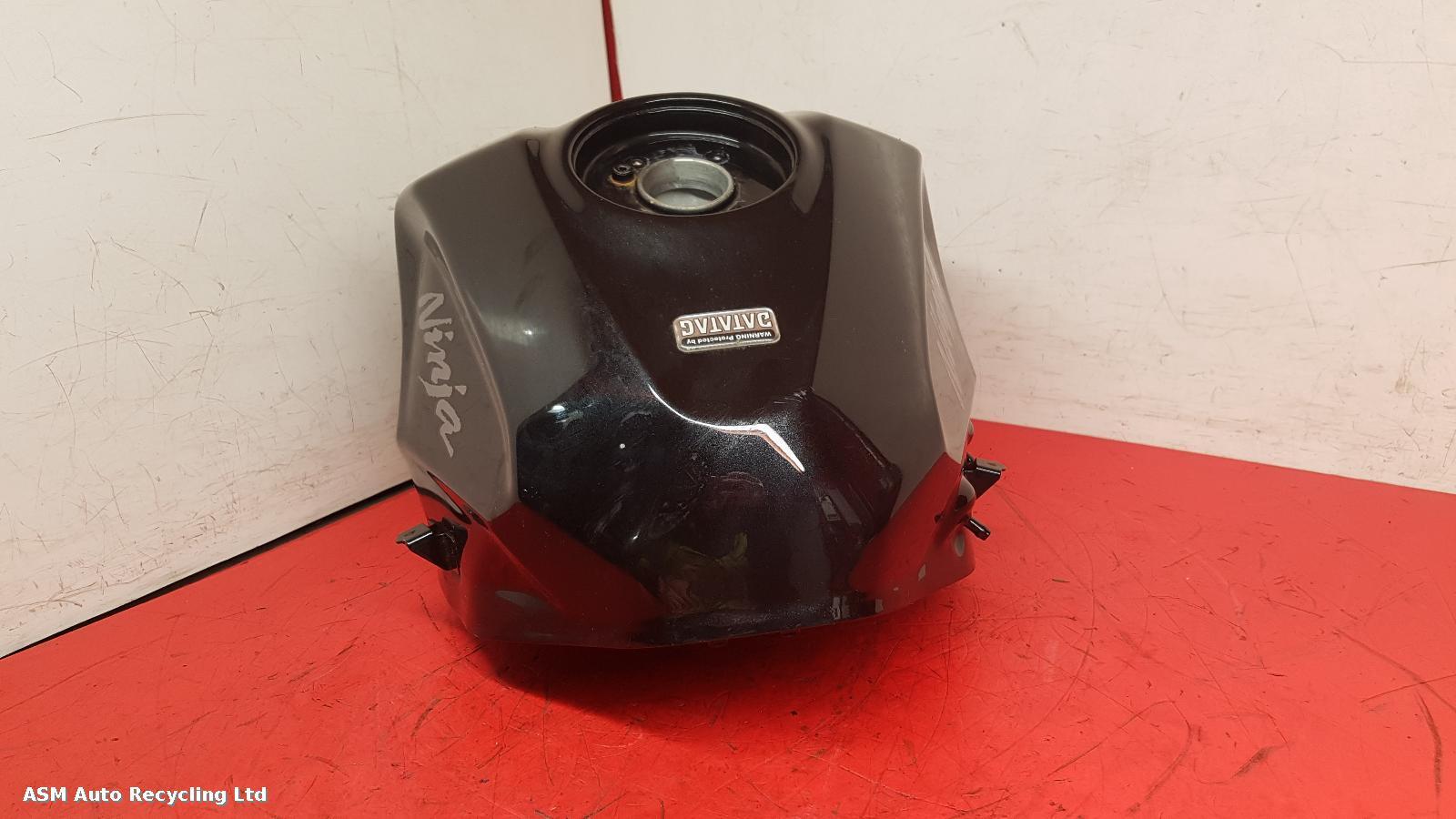 View Auto part Fuel Tank Kawasaki Ninja 400 2018
