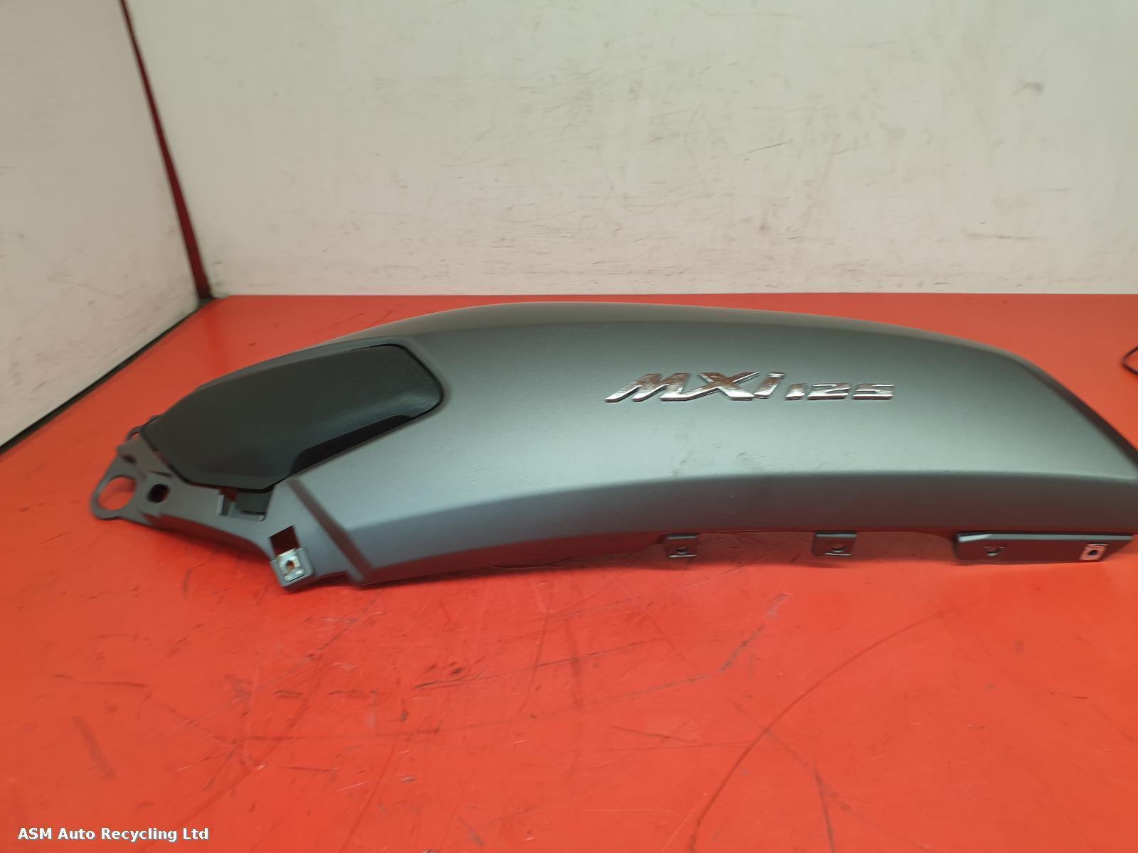 View Auto part Seat Cowl Wk Maxi Mxi 125 2023