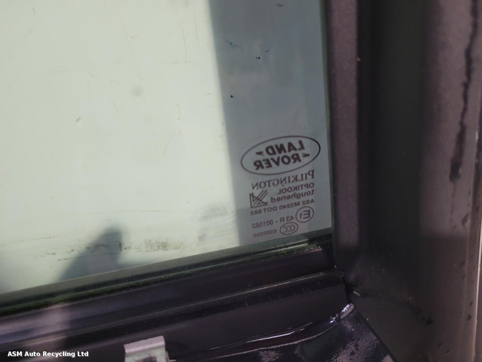 View Auto part L Rear Door Land Rover Discovery 2007