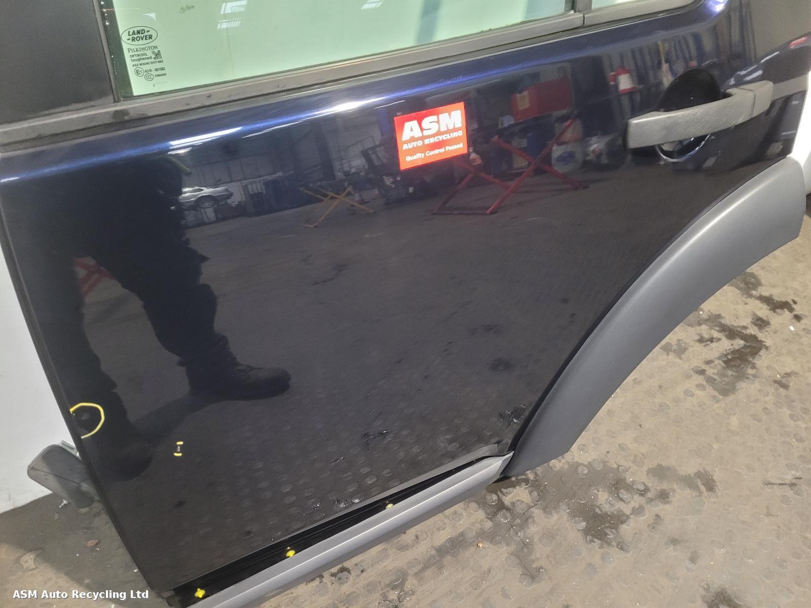 View Auto part L Rear Door Land Rover Discovery 2007