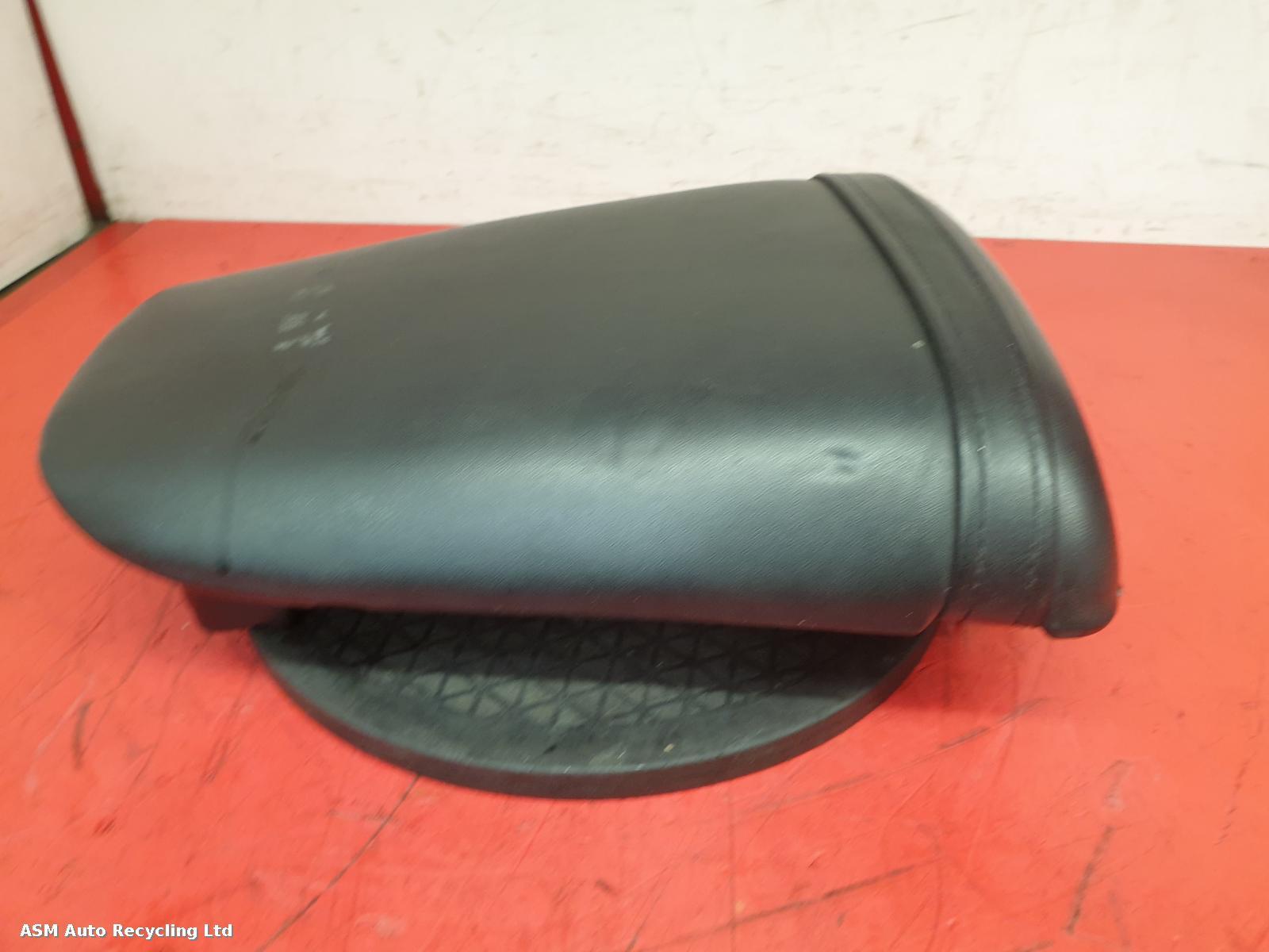 View Auto part 2nd Seat (Rear Seat) Honda Cbr 900 Rr-w 1998